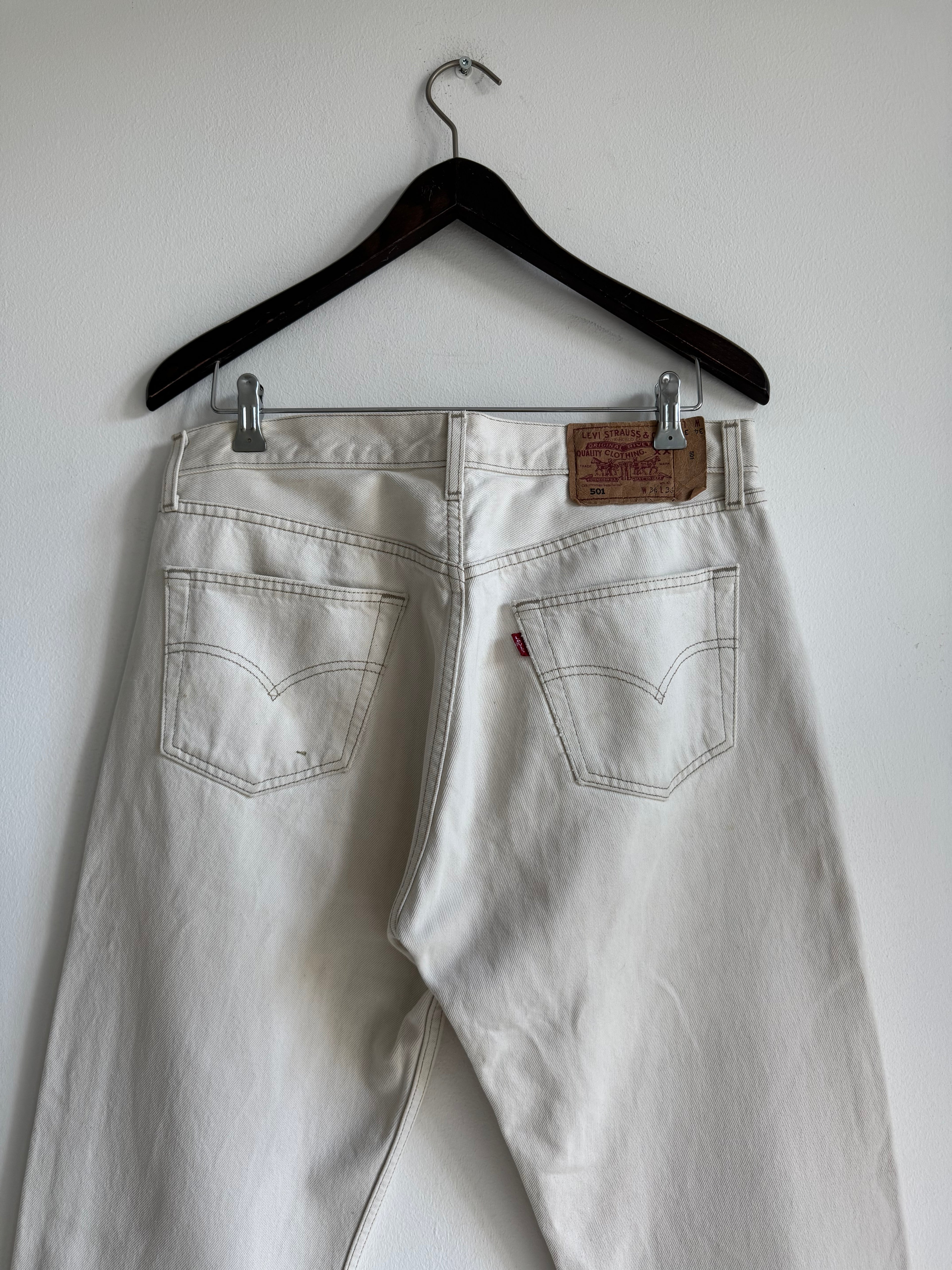 VINTAGE LEVIS 501