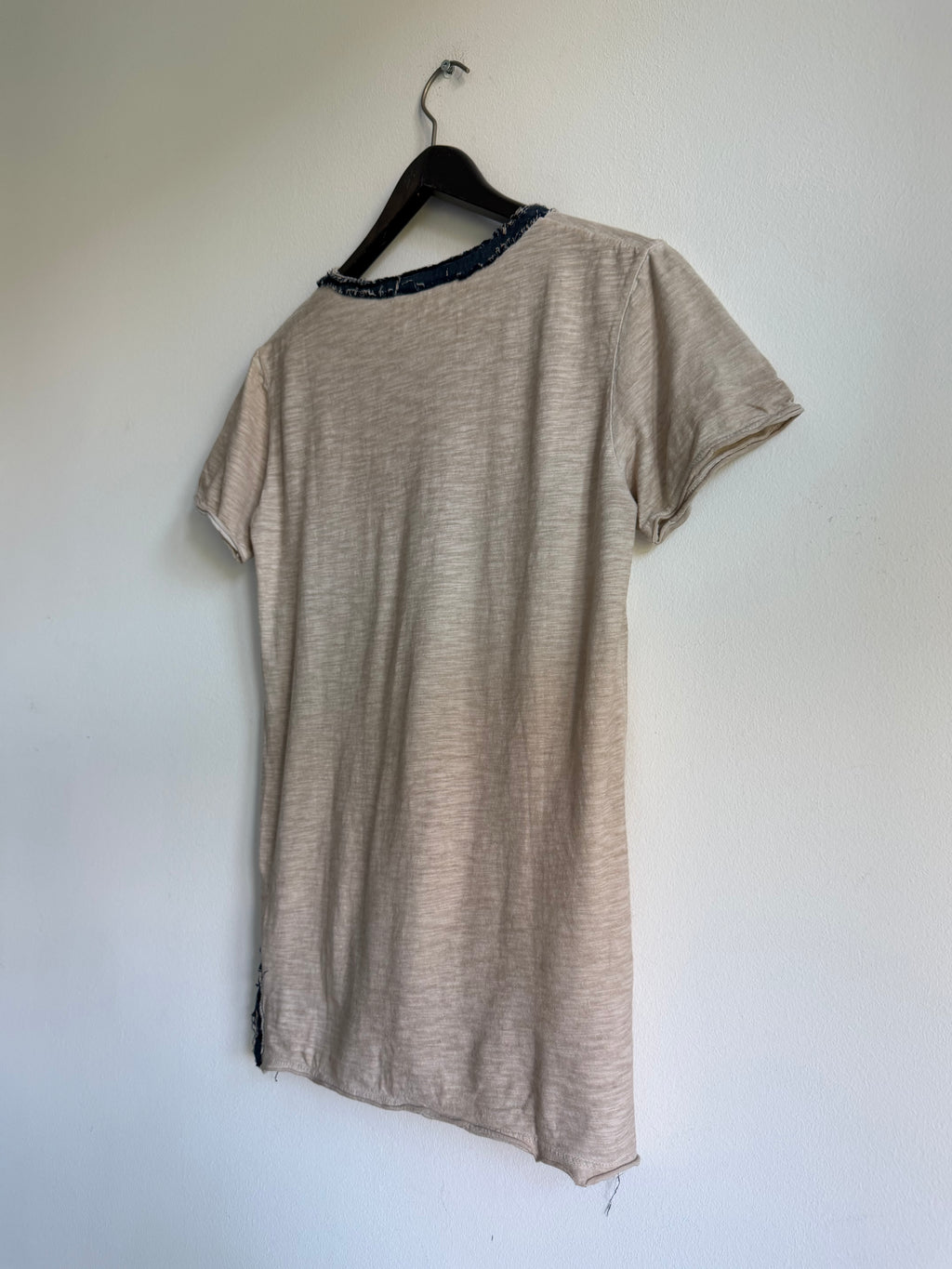 VINTAGE EMBROIDERED STAR COLLAR TEE
