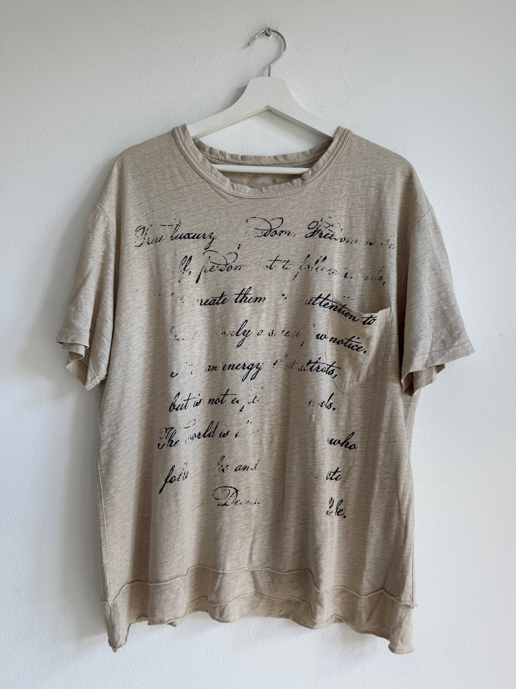 VINTAGE DOUBLE LAYERED GRAPHIC TEE