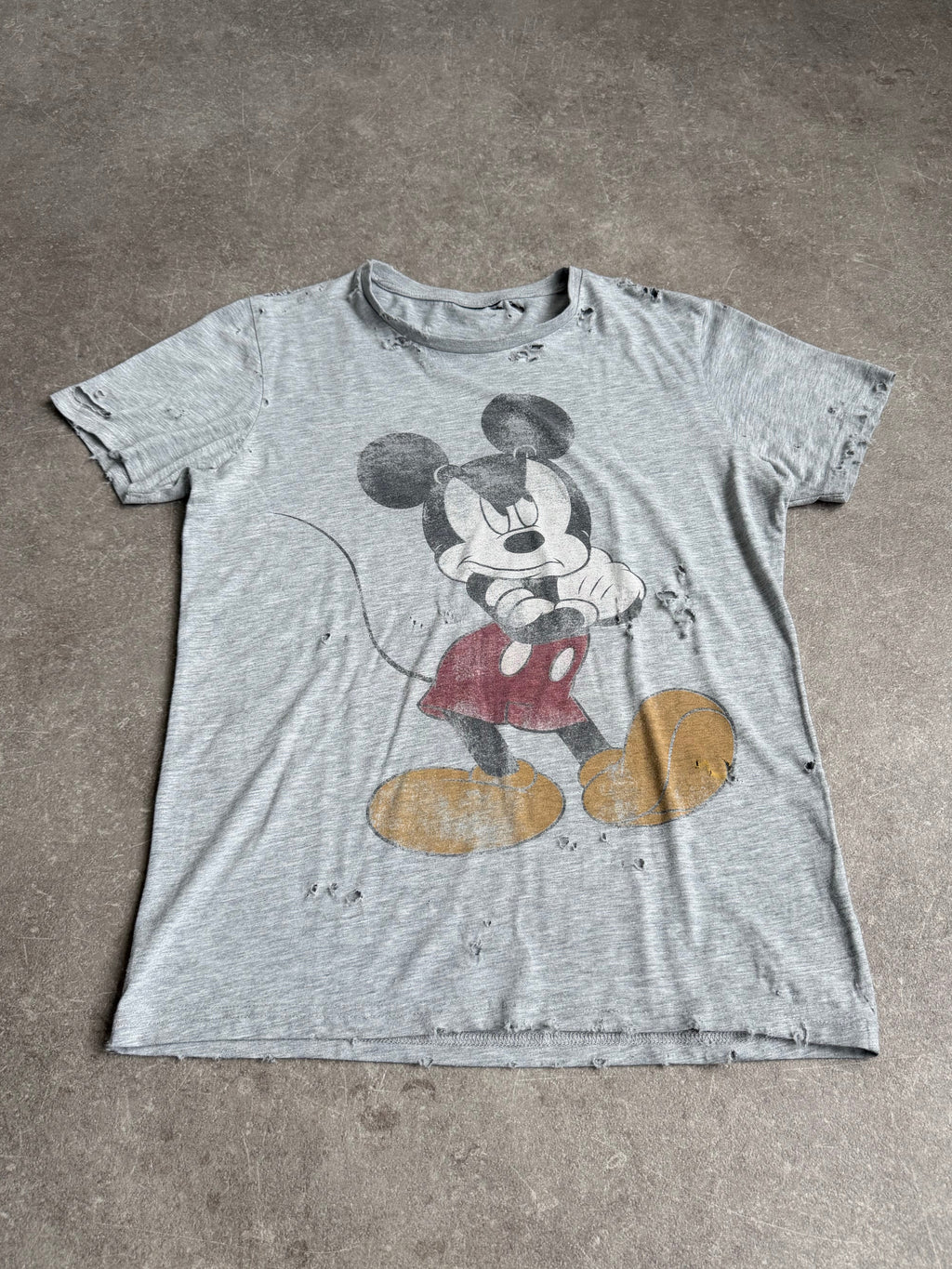 VINTAGE MICKEY MOUSE GRAPHIC TEE