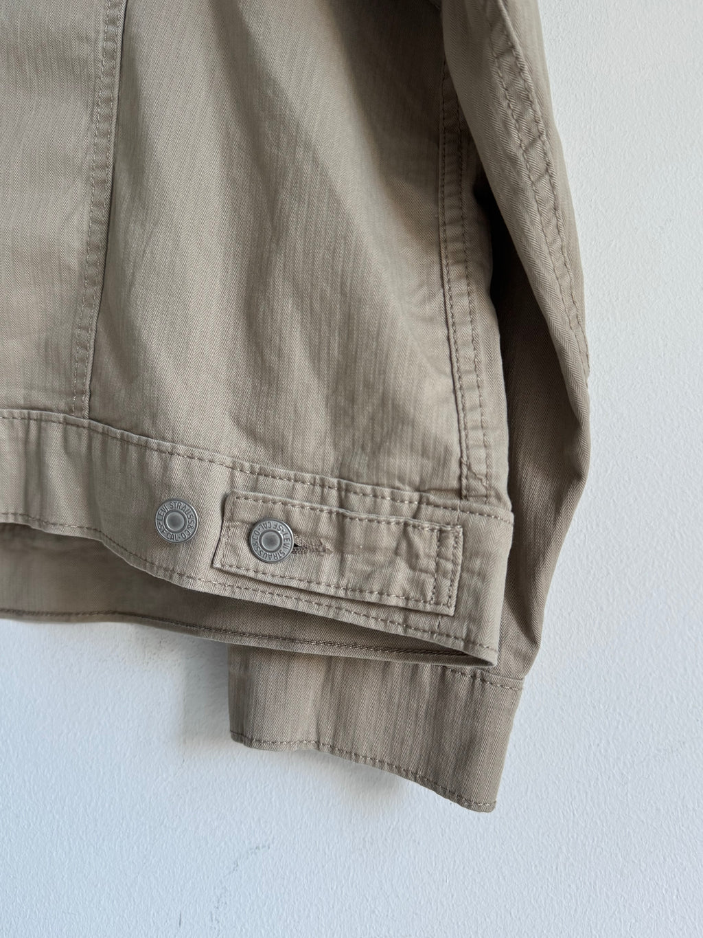 VINTAGE FIT LEVIS JEANS JACKET