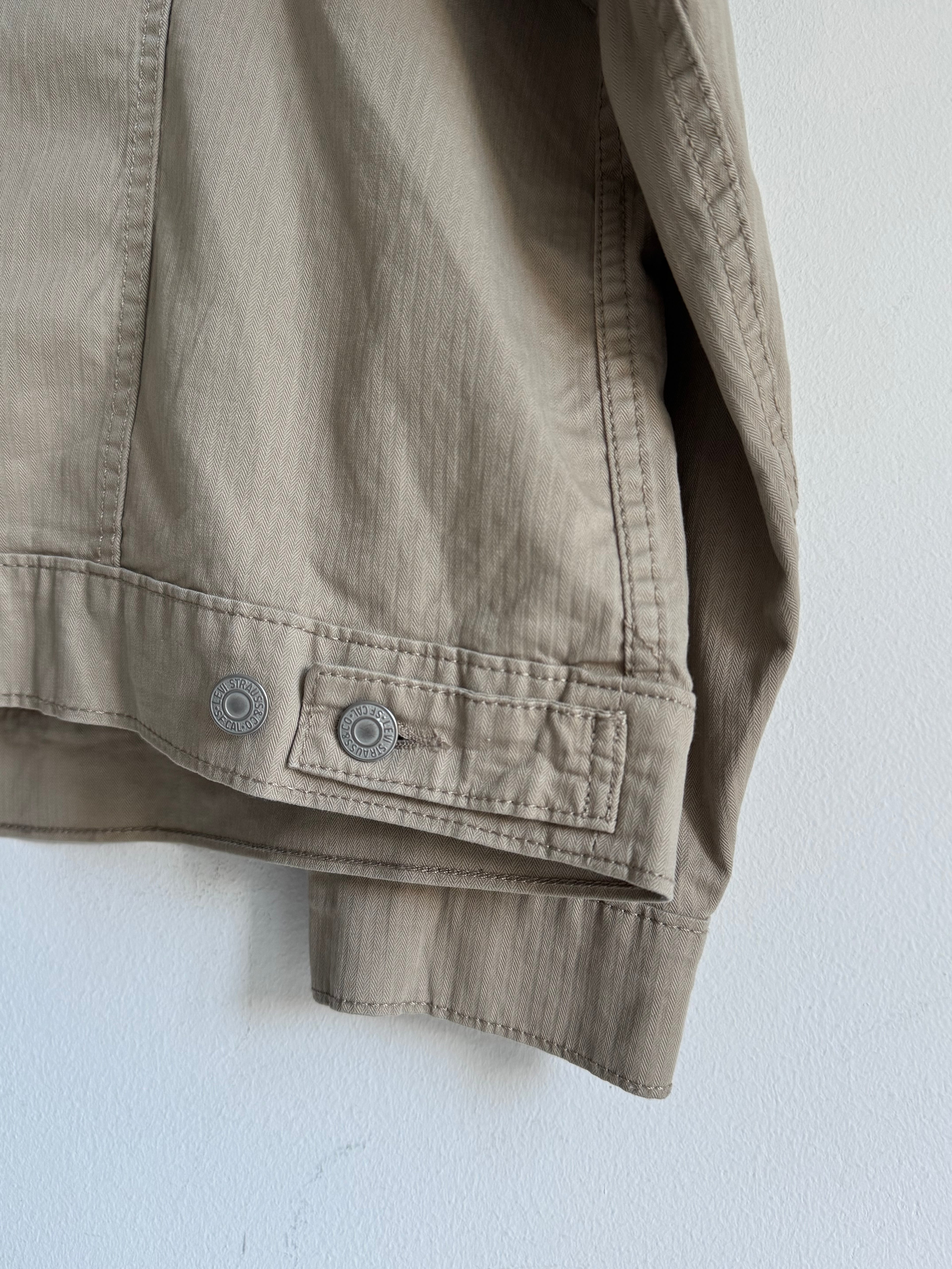 VINTAGE FIT LEVIS JEANS JACKET