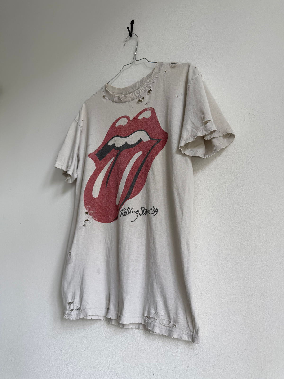 VINTAGE ROLLING STONES DISTRESSED GRAPHIC TEE