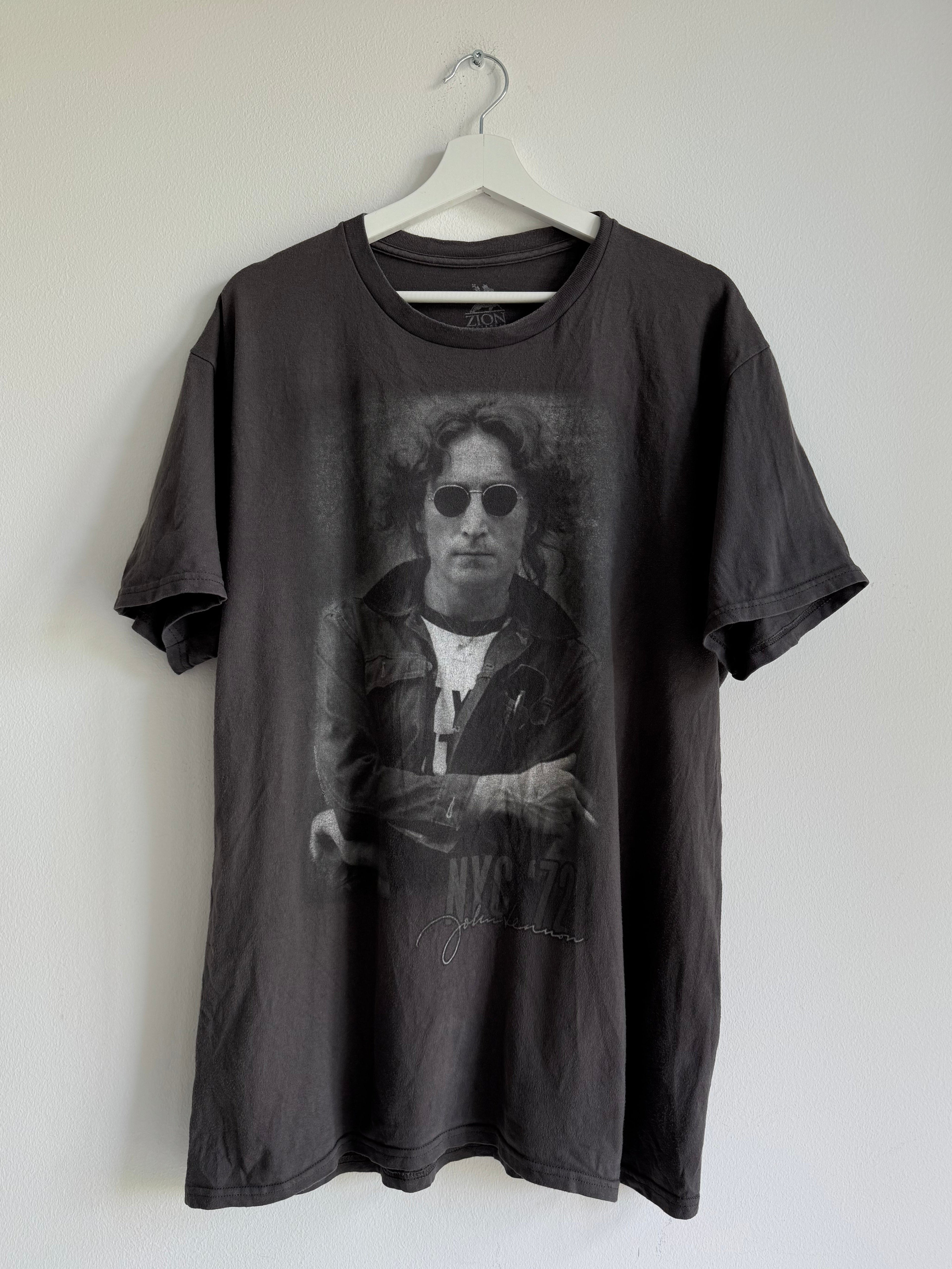 VINTAGE JOHN LENNON GRAPHIC TEE