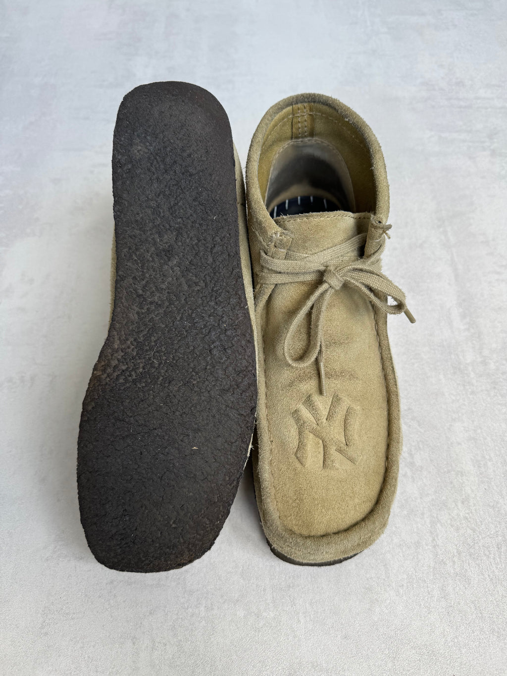 KITH X CLARKS WALLABEE „YANKEE“ EDITION