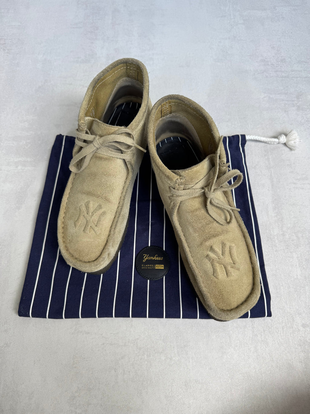 KITH X CLARKS WALLABEE „YANKEE“ EDITION