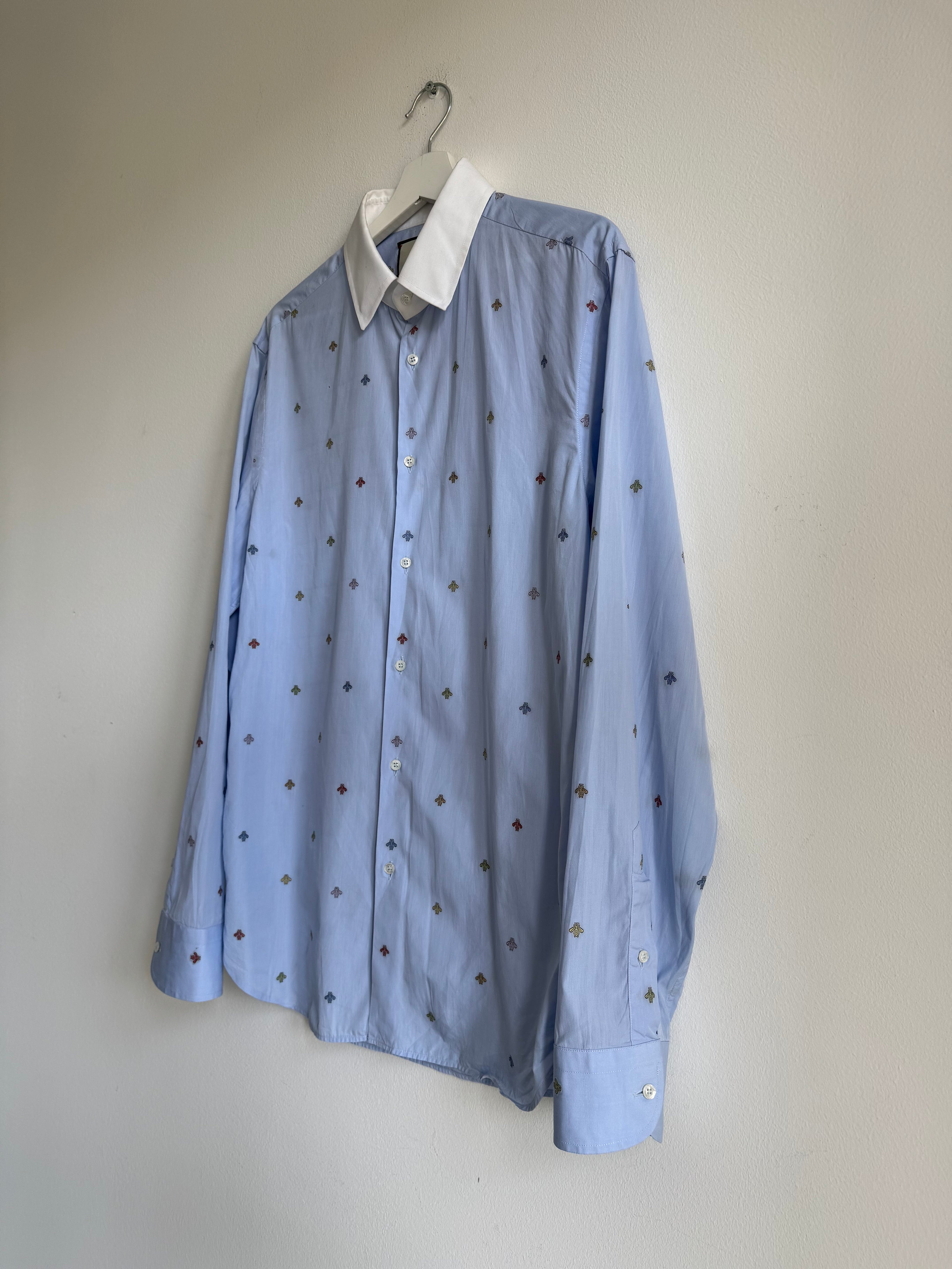 GUCCI EMBROIDERED „BEE“ BUTTON UP SHIRT