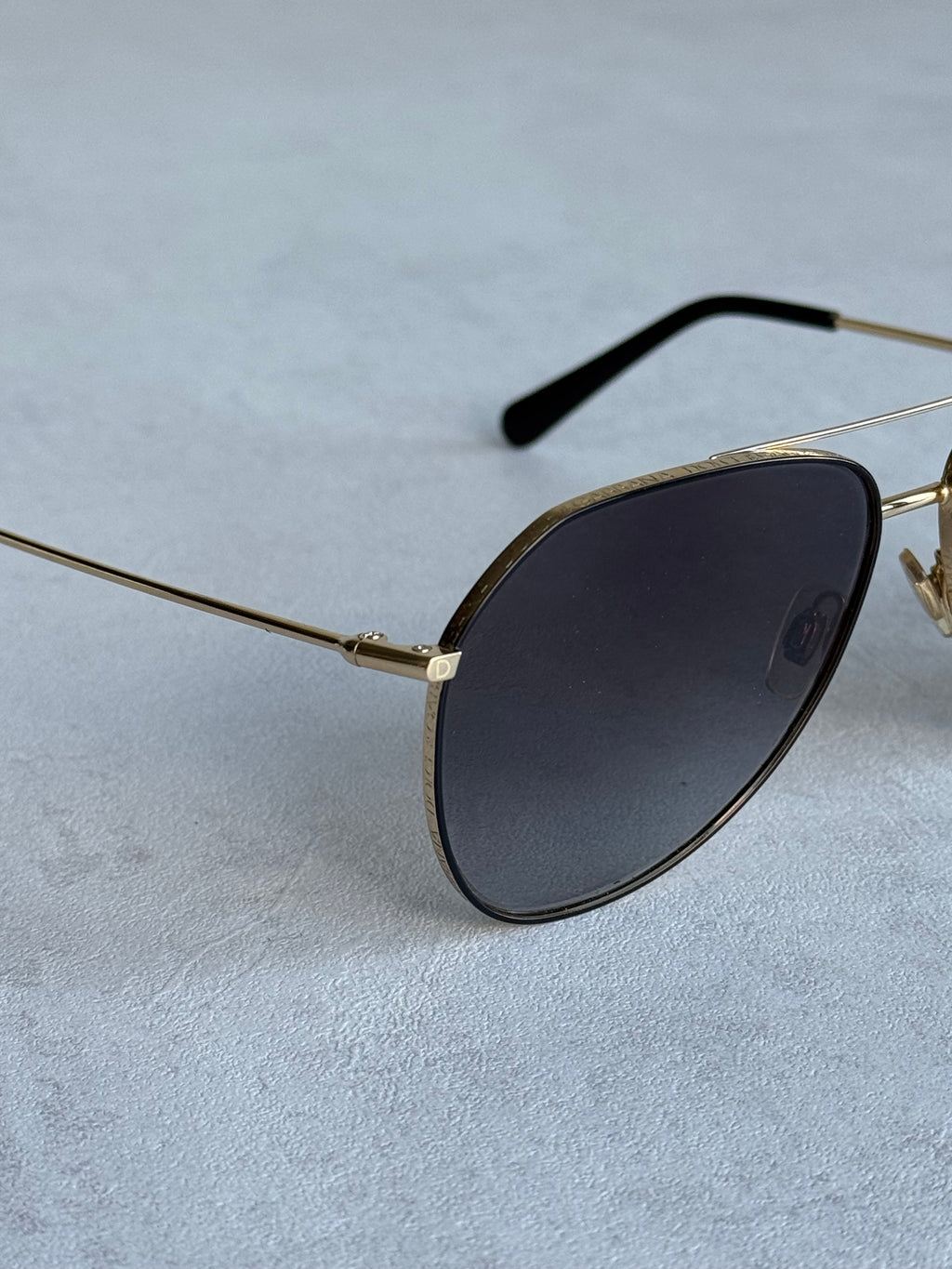 VINTAGE D&G AVIATOR SUNGLASSES