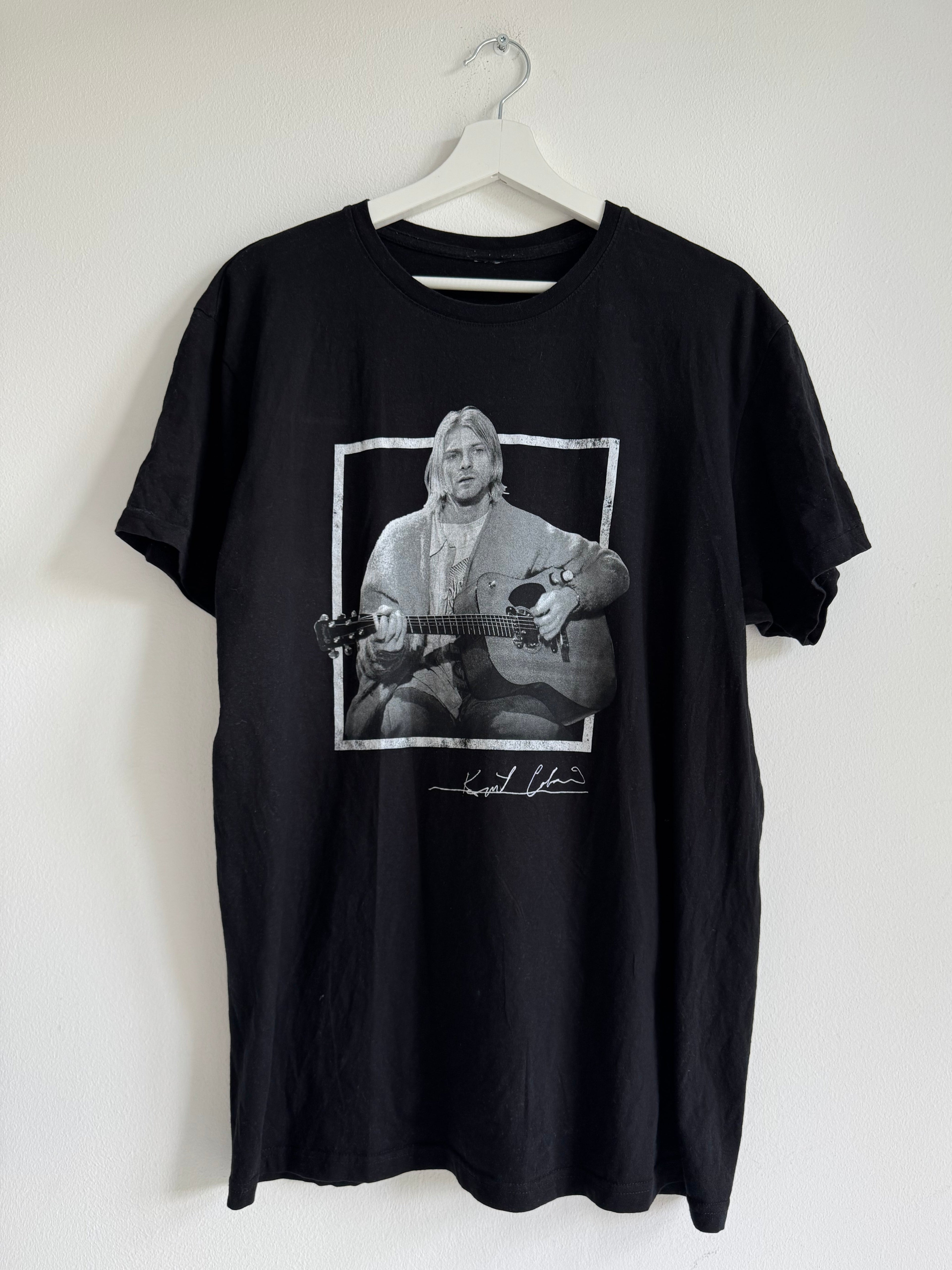 VINTAGE KURT COBAIN GRAPHIC TEE