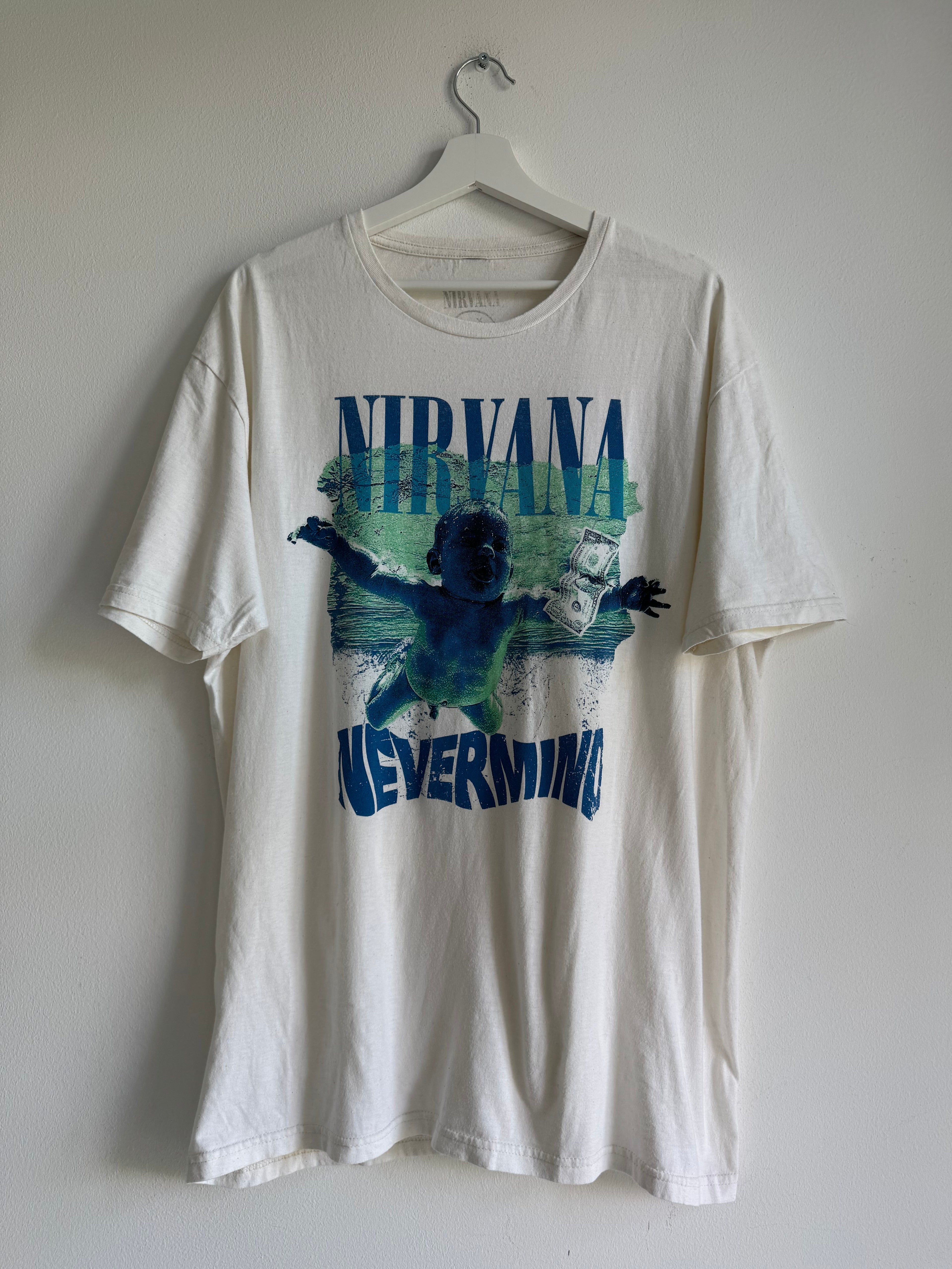 VINTAGE NIRVANA NEVERMIND BAND TEE