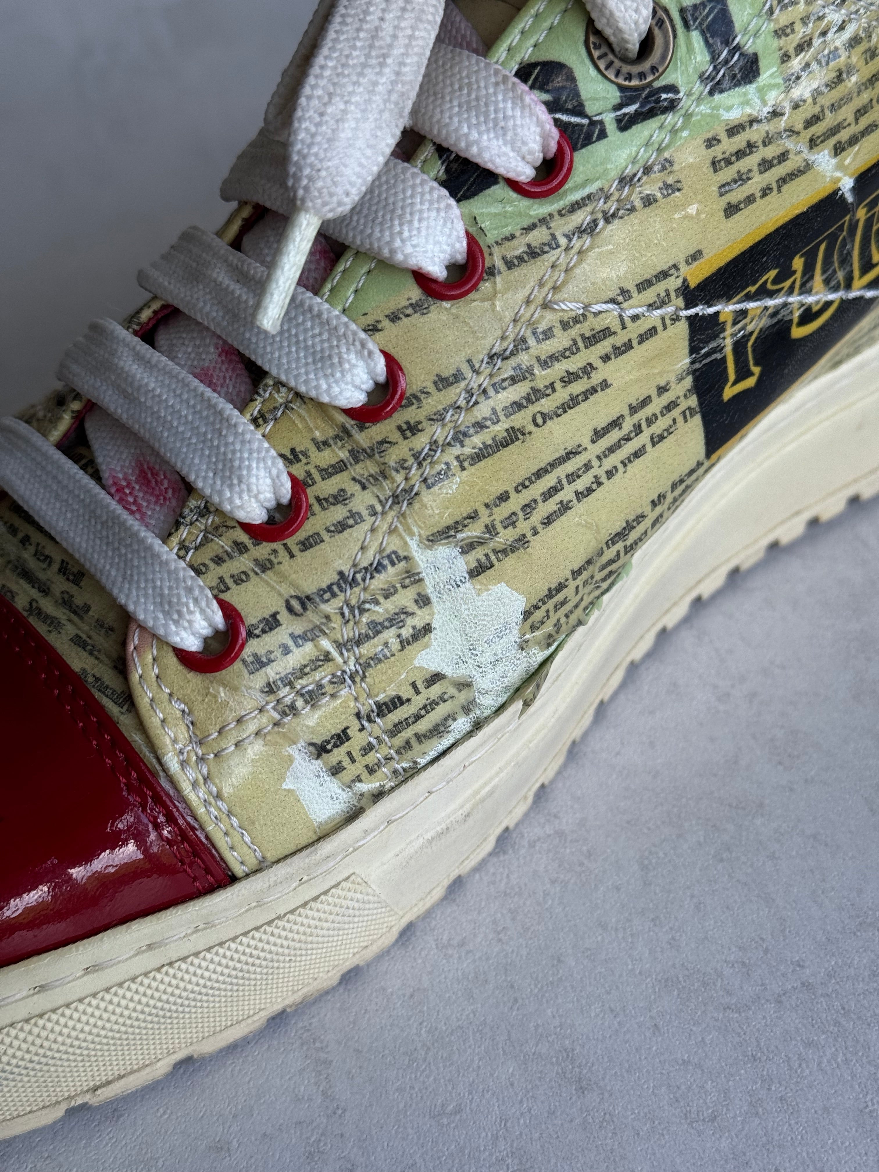 JOHN GALLIANO NEWSPAPER LOW TOP SNEAKER