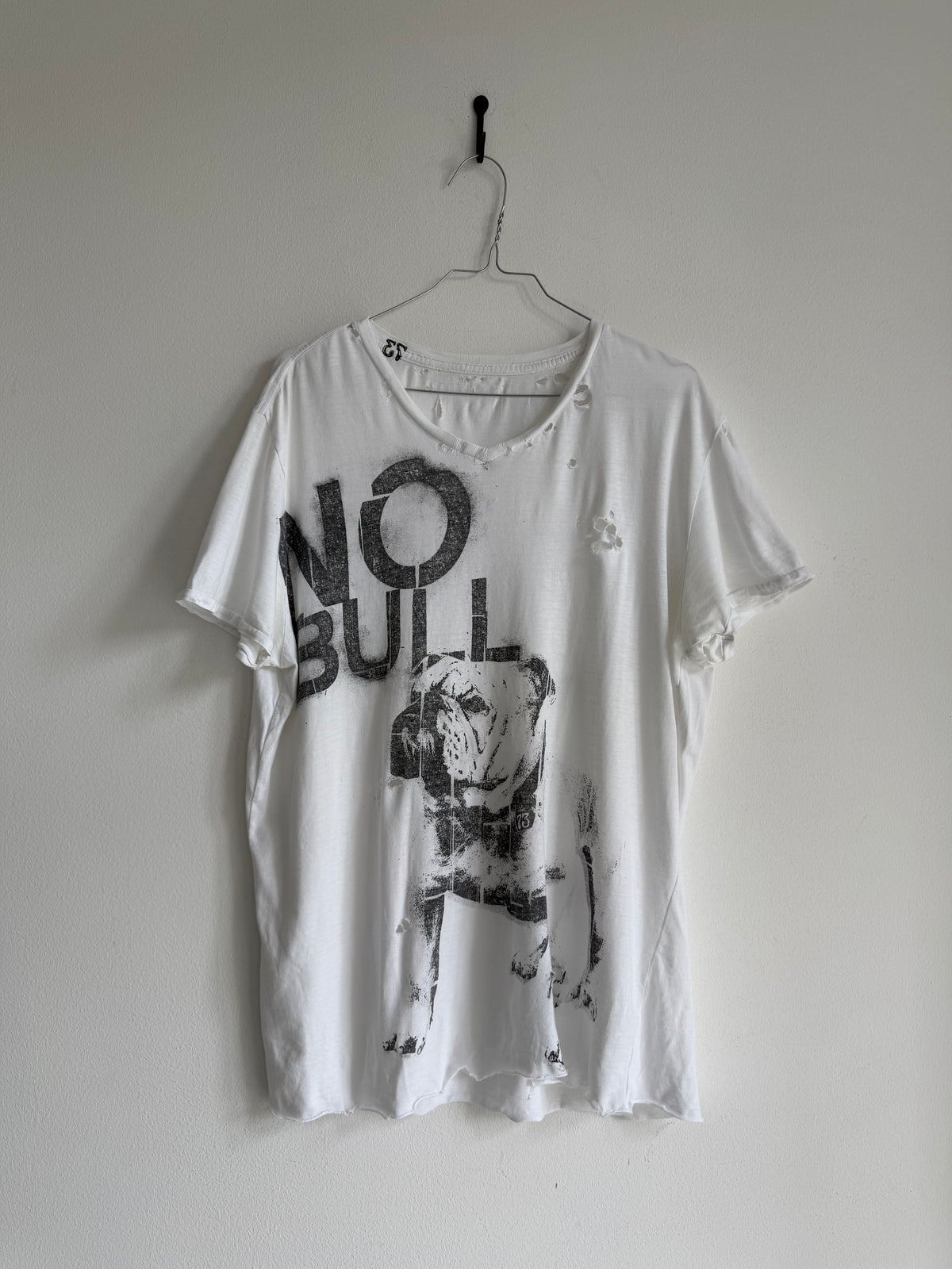 VINTAGE DISTRESSED „BULLDOG“ GRAPHIC TEE