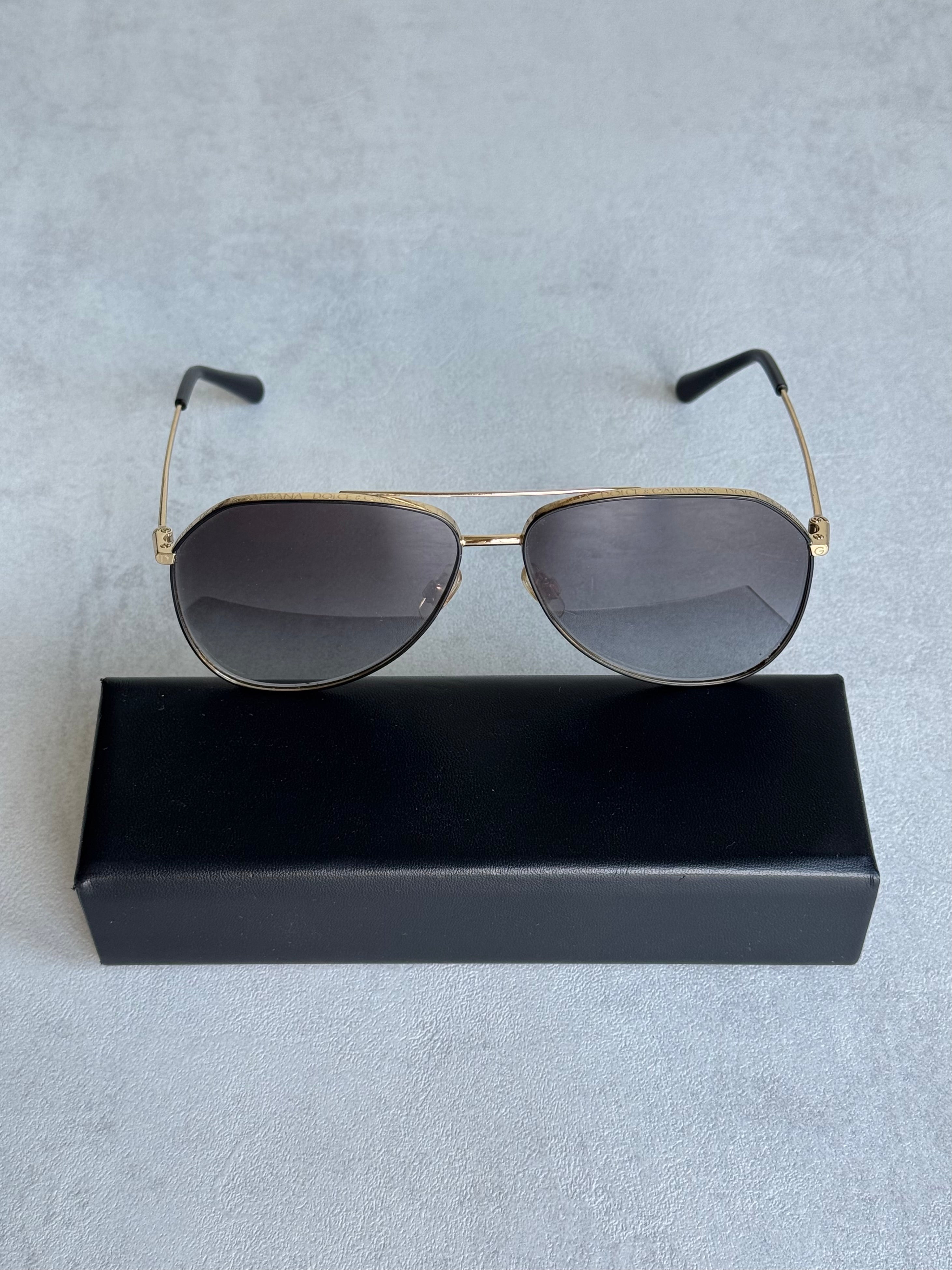 VINTAGE D&G AVIATOR SUNGLASSES