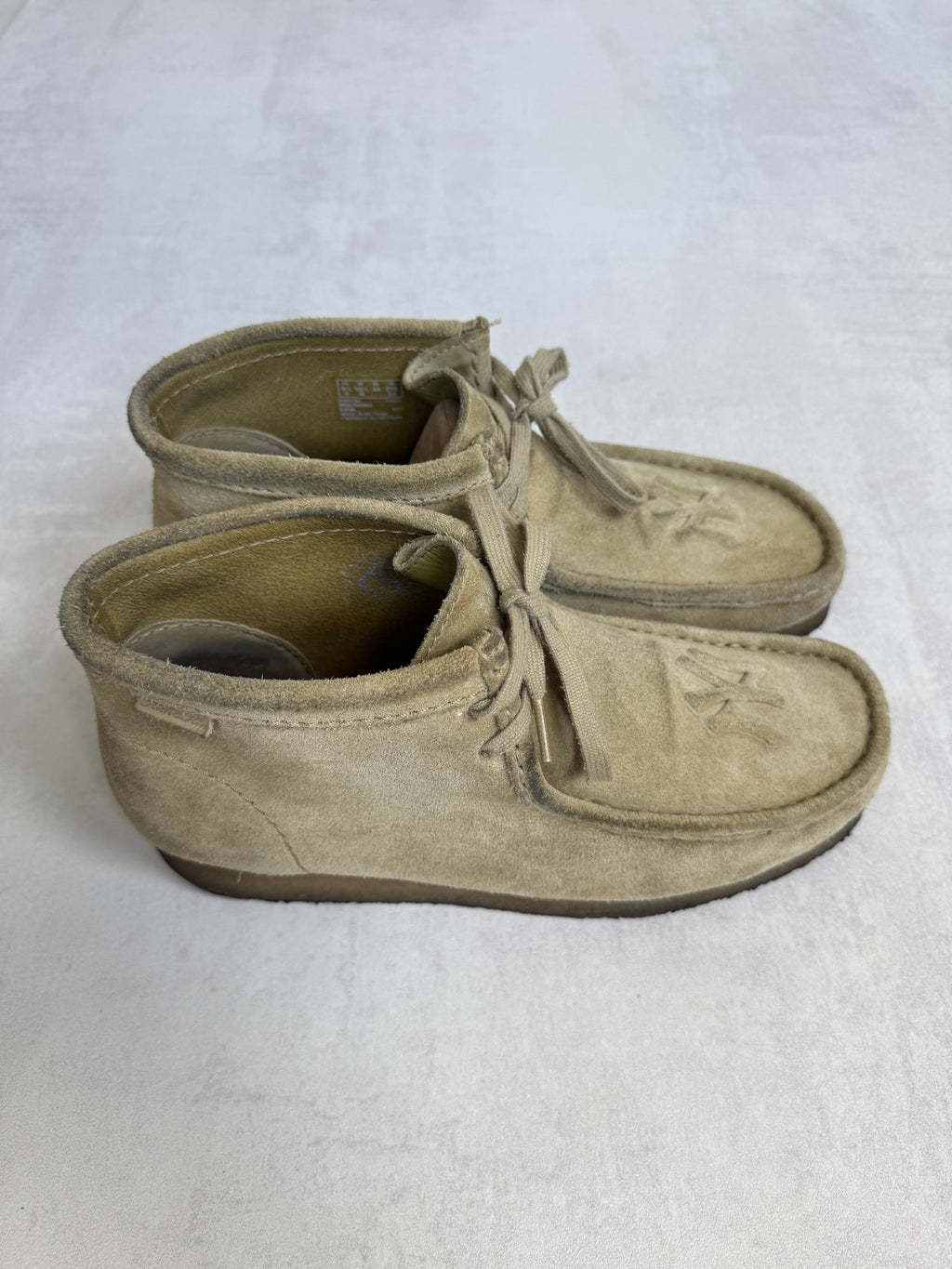 KITH X CLARKS WALLABEE „YANKEE“ EDITION