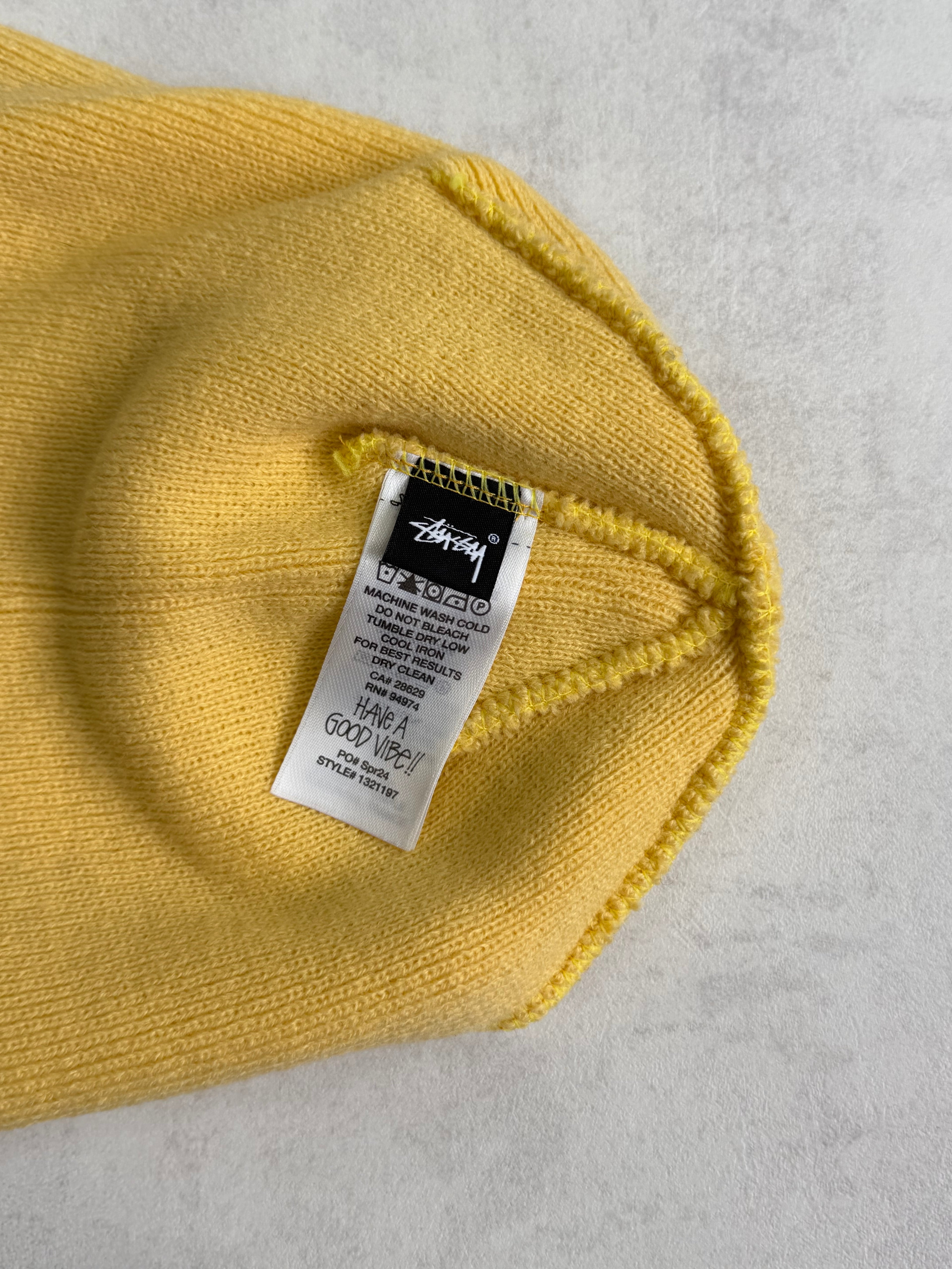 STUSSY 8-BALL BEANIE