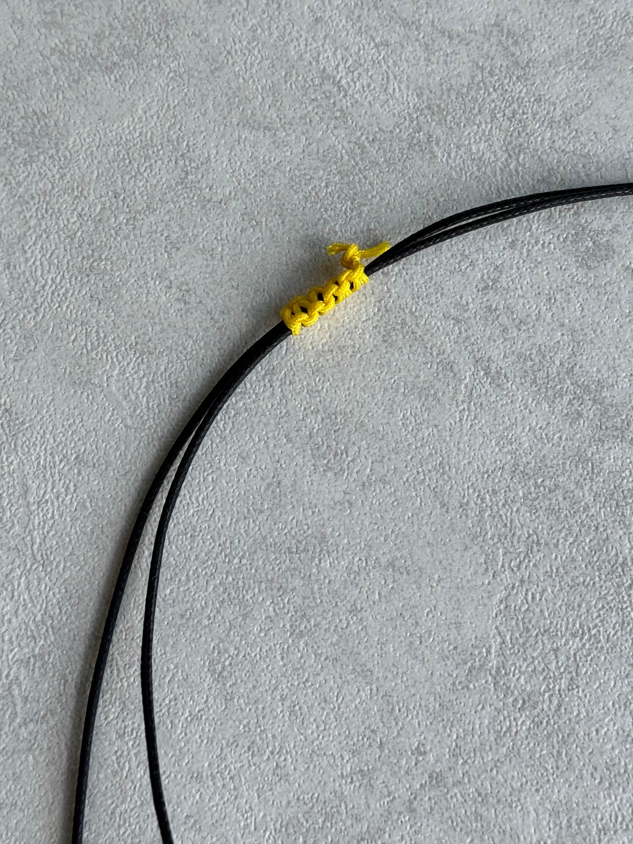EVAE+ SMILEY PEARL NECKLACE