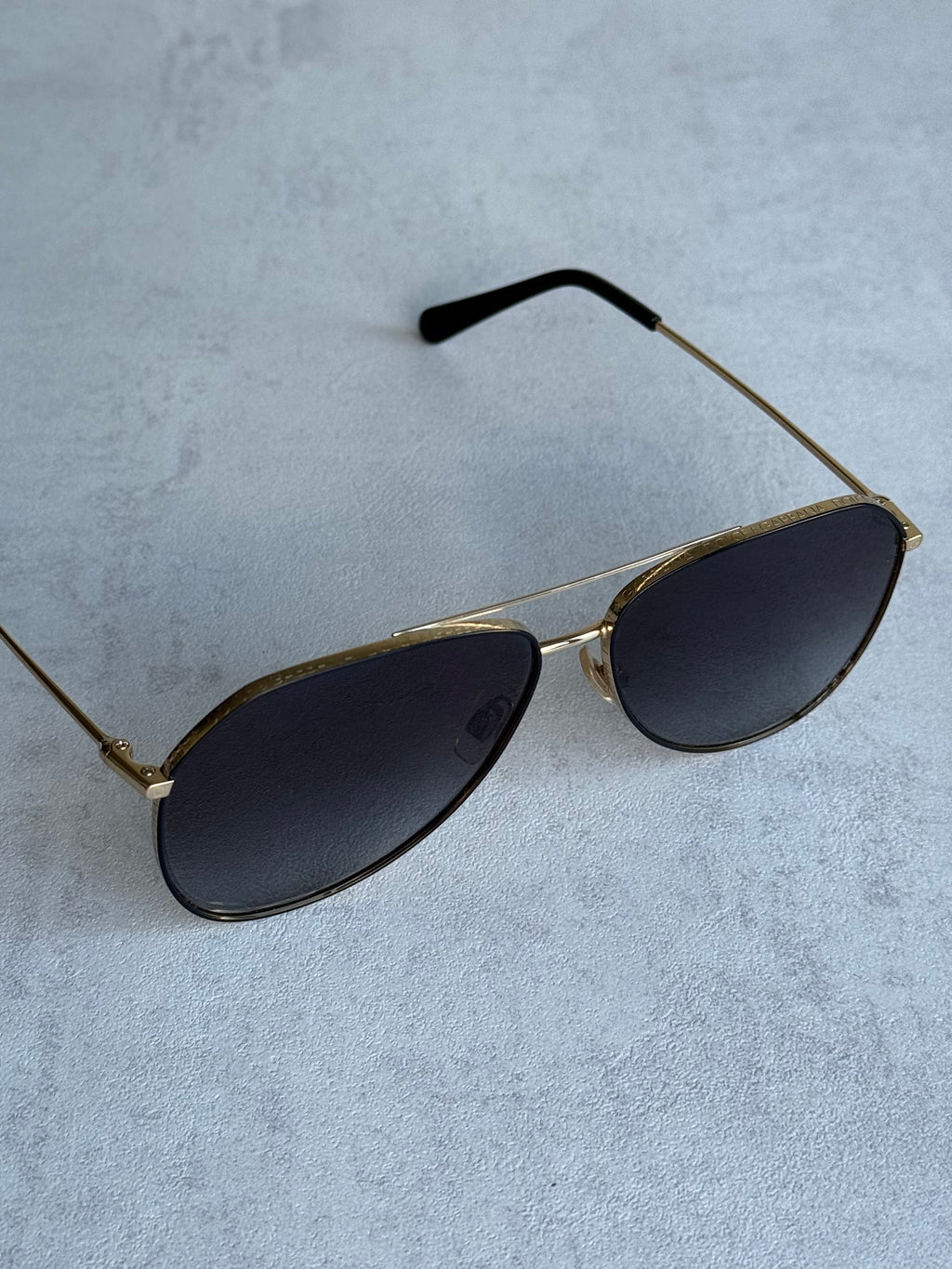 VINTAGE D&G AVIATOR SUNGLASSES
