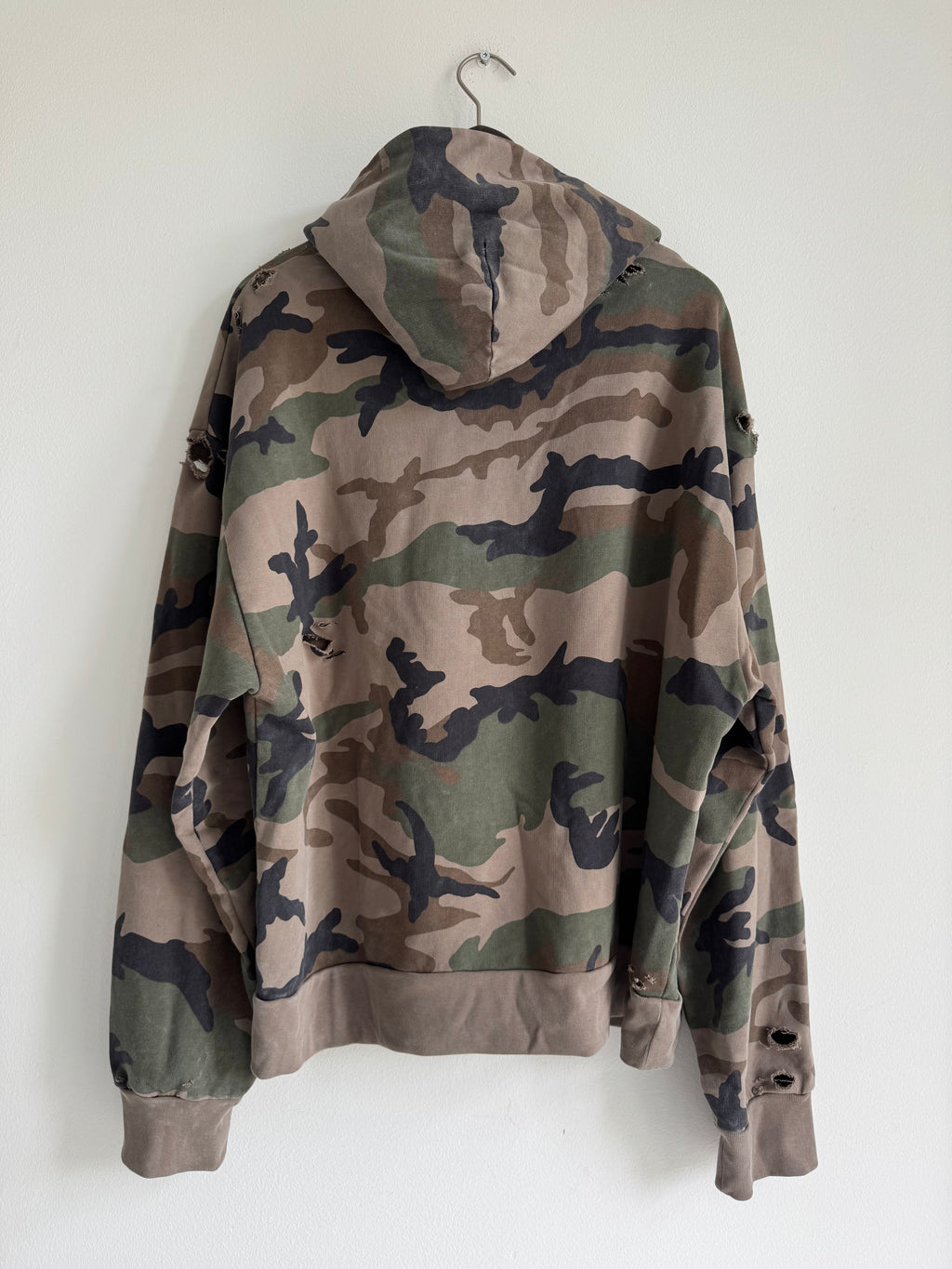 VINTAGE DISTRESSED CAMO HOODIE