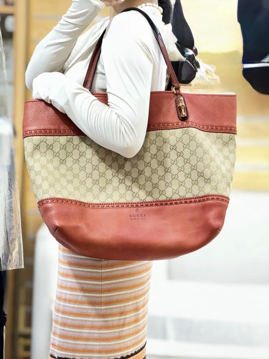 GUCCI LAIDBACK CRAFTY CANVAS TOTEBAG