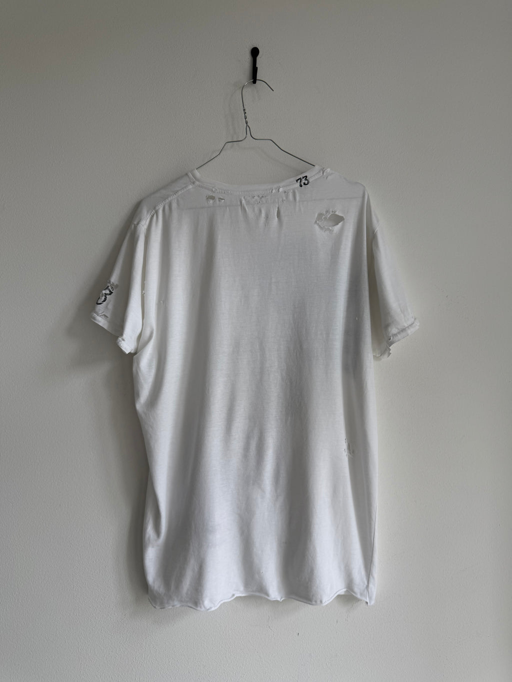 VINTAGE DISTRESSED „BULLDOG“ GRAPHIC TEE