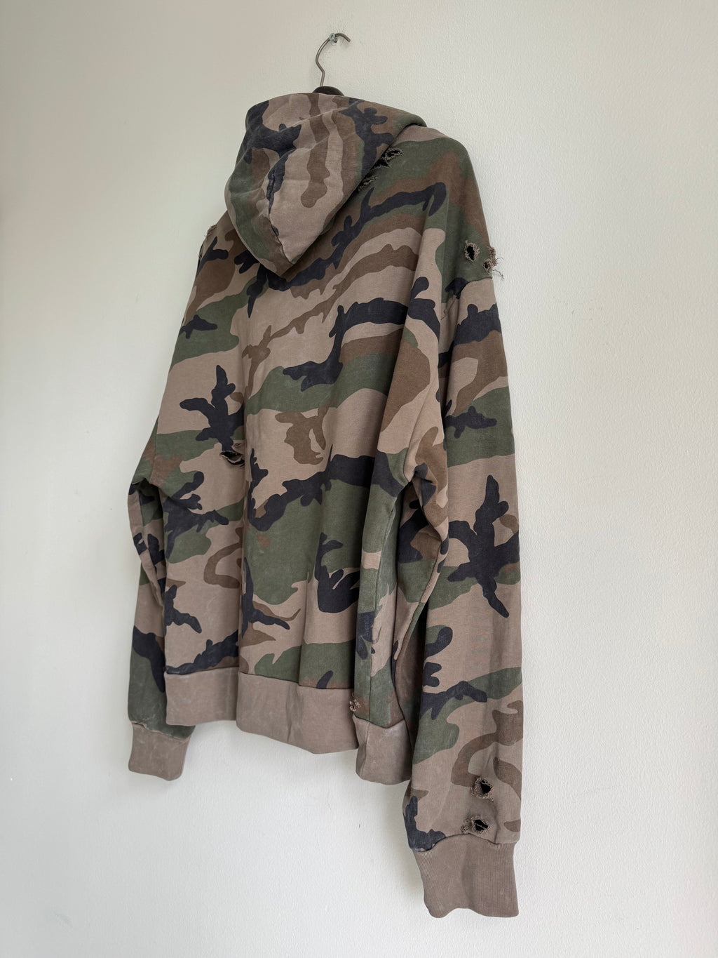 VINTAGE DISTRESSED CAMO HOODIE