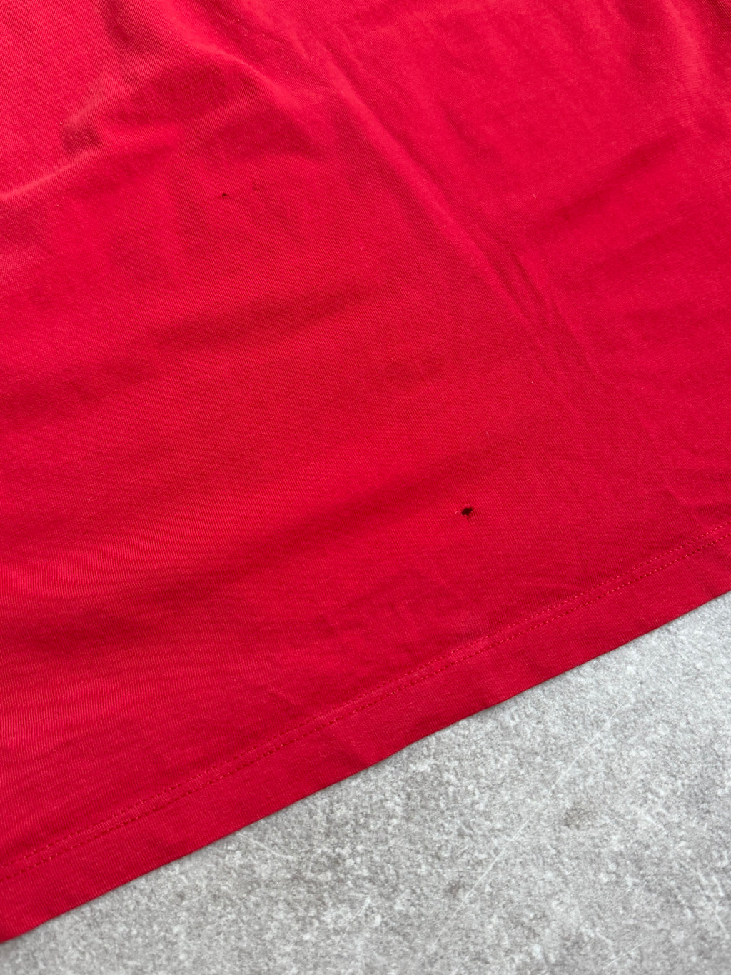 VINTAGE ICEBERG GRAPHIC TEE