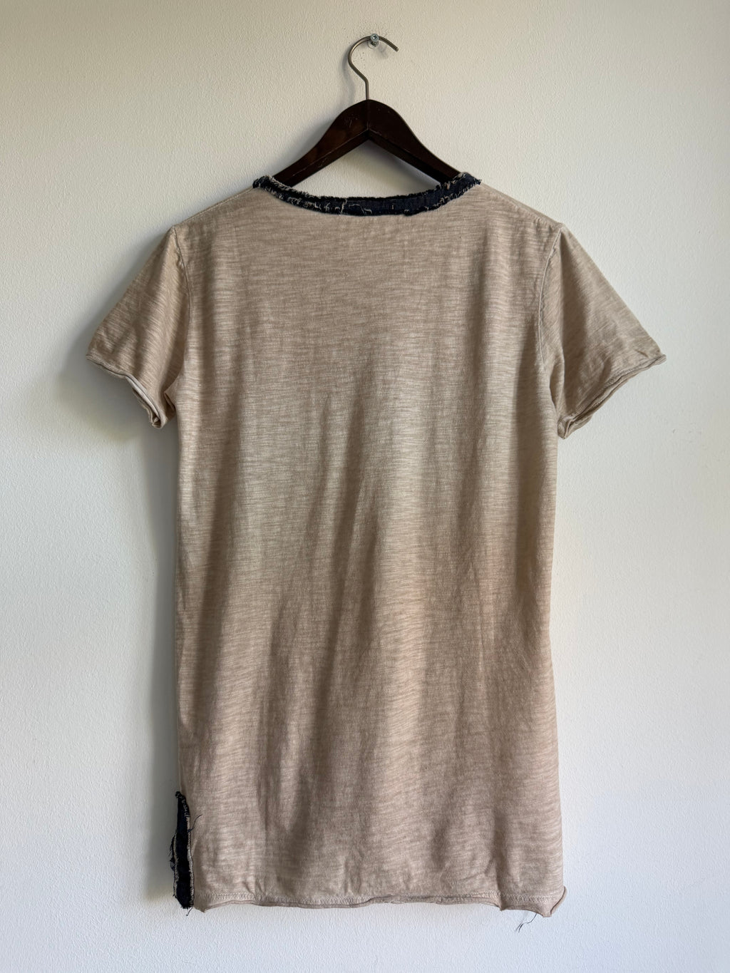 VINTAGE EMBROIDERED STAR COLLAR TEE