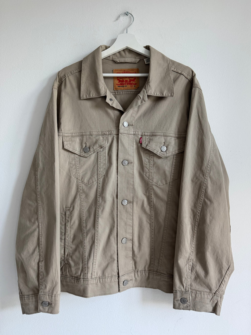 VINTAGE FIT LEVIS JEANS JACKET