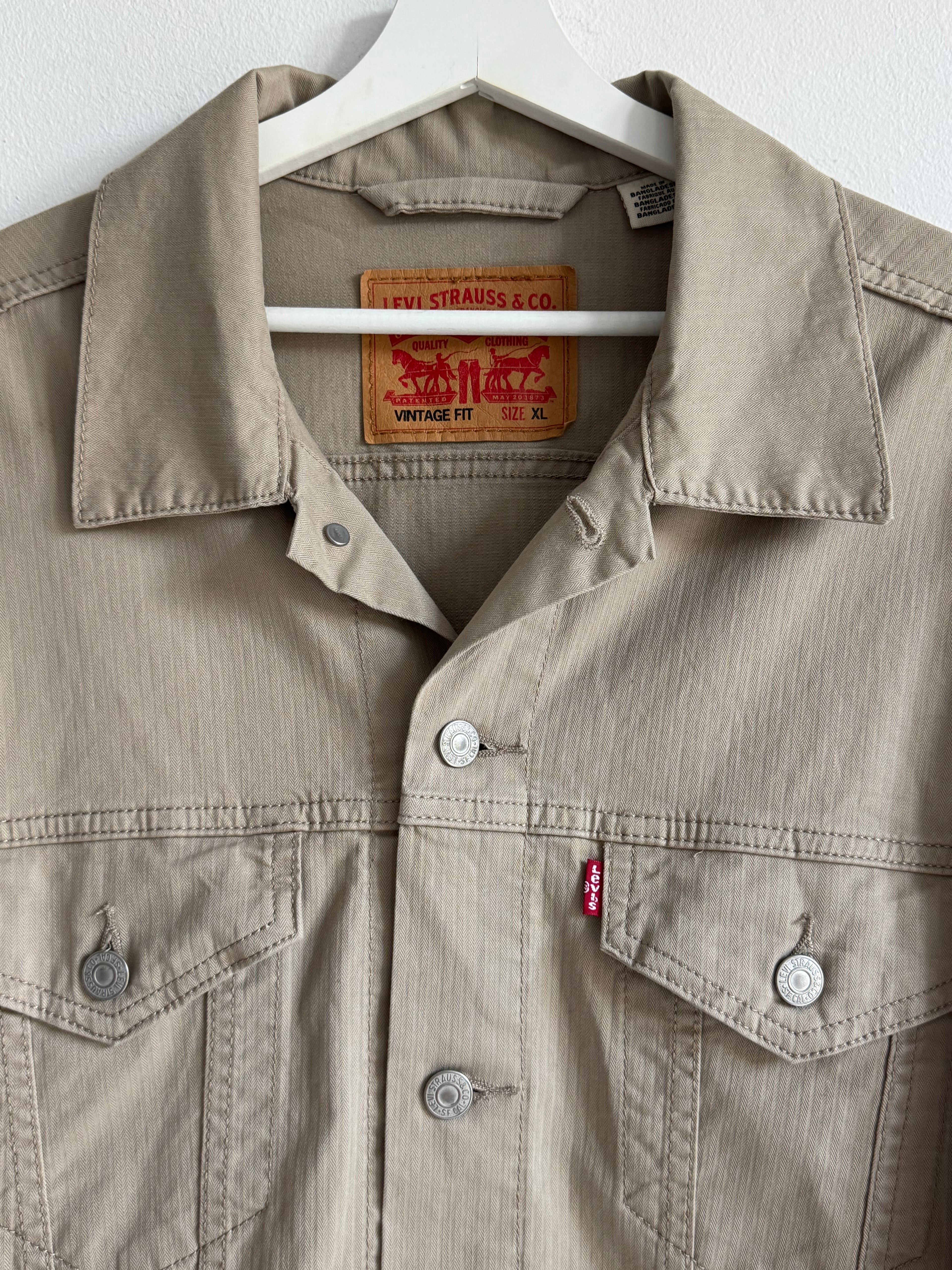 VINTAGE FIT LEVIS JEANS JACKET