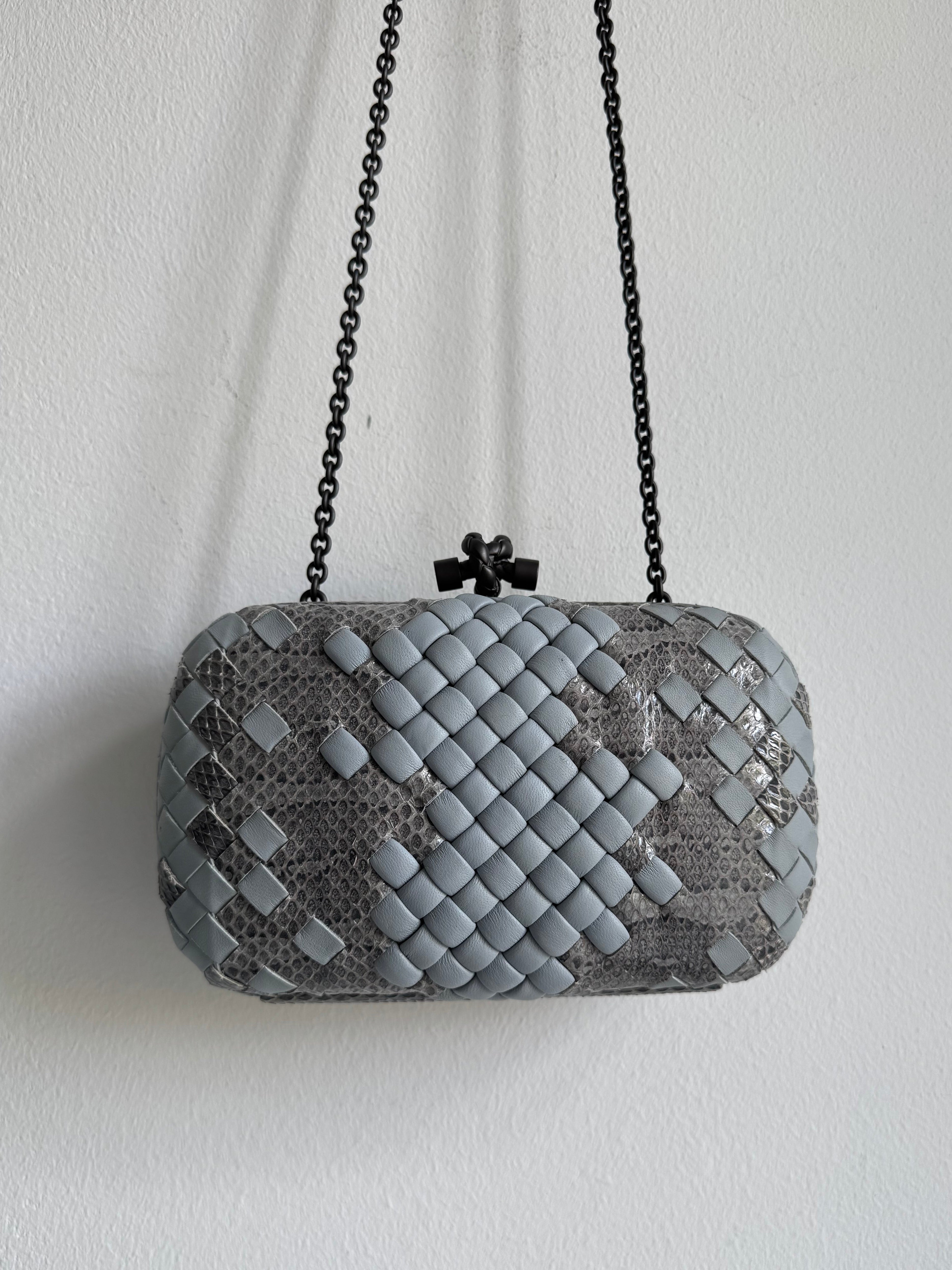 BOTTEGA VENETA KNOT CLUTCH