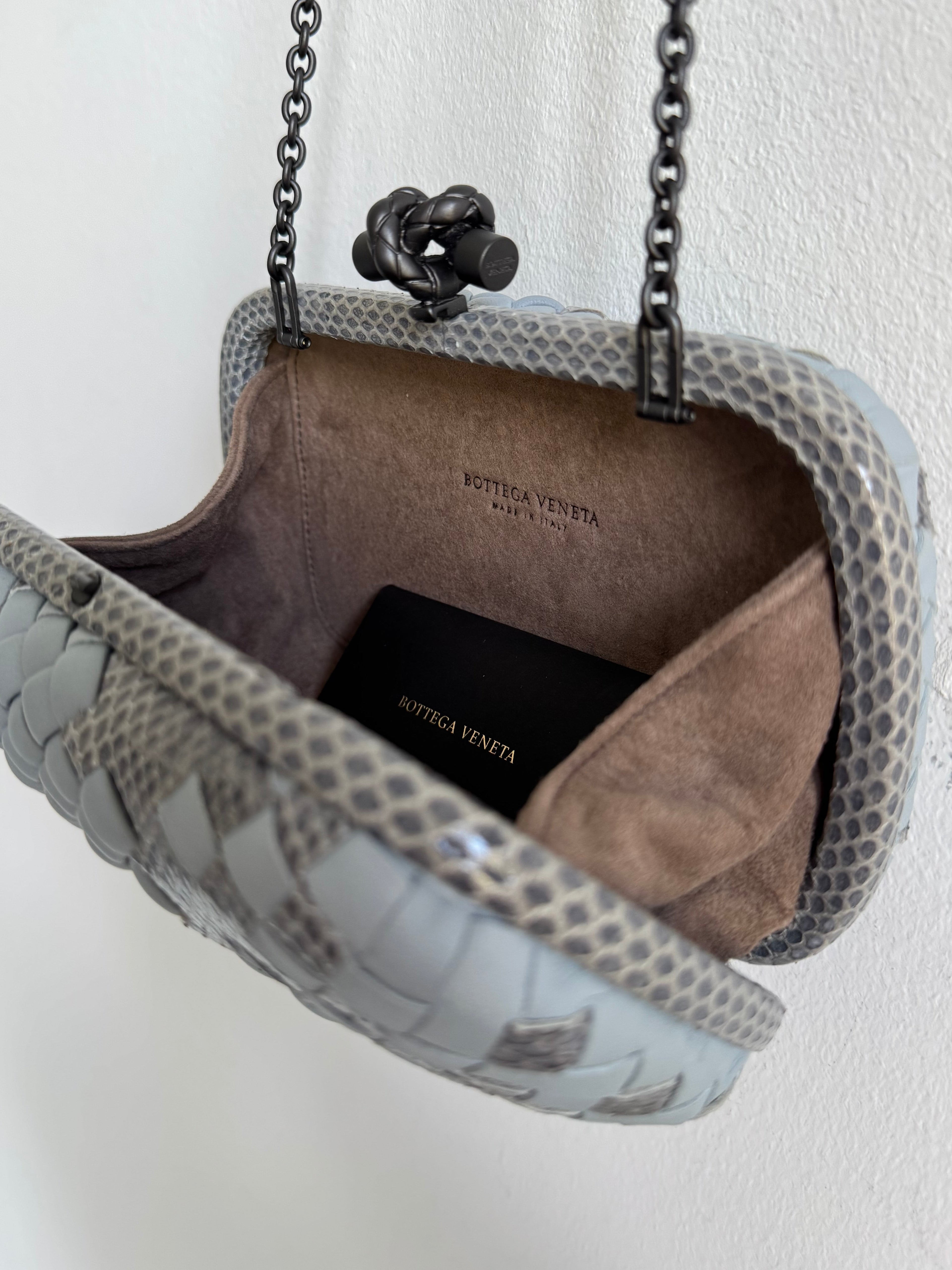 BOTTEGA VENETA KNOT CLUTCH