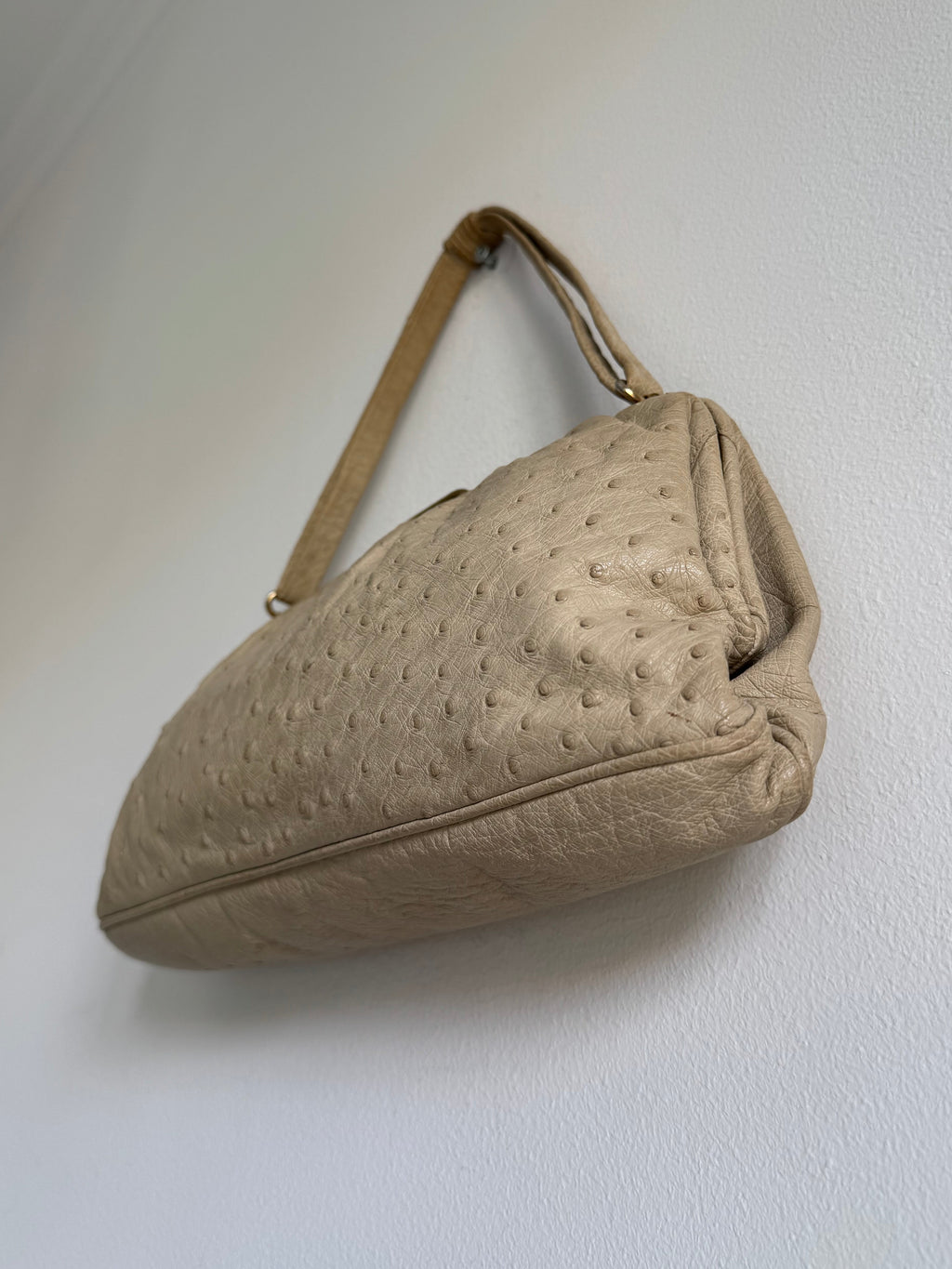 VINTAGE 50s OSTRICH LEATHER CLUTCH