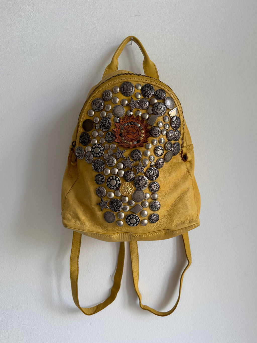 VINTAGE LEATHER STUDDED BACKPACK