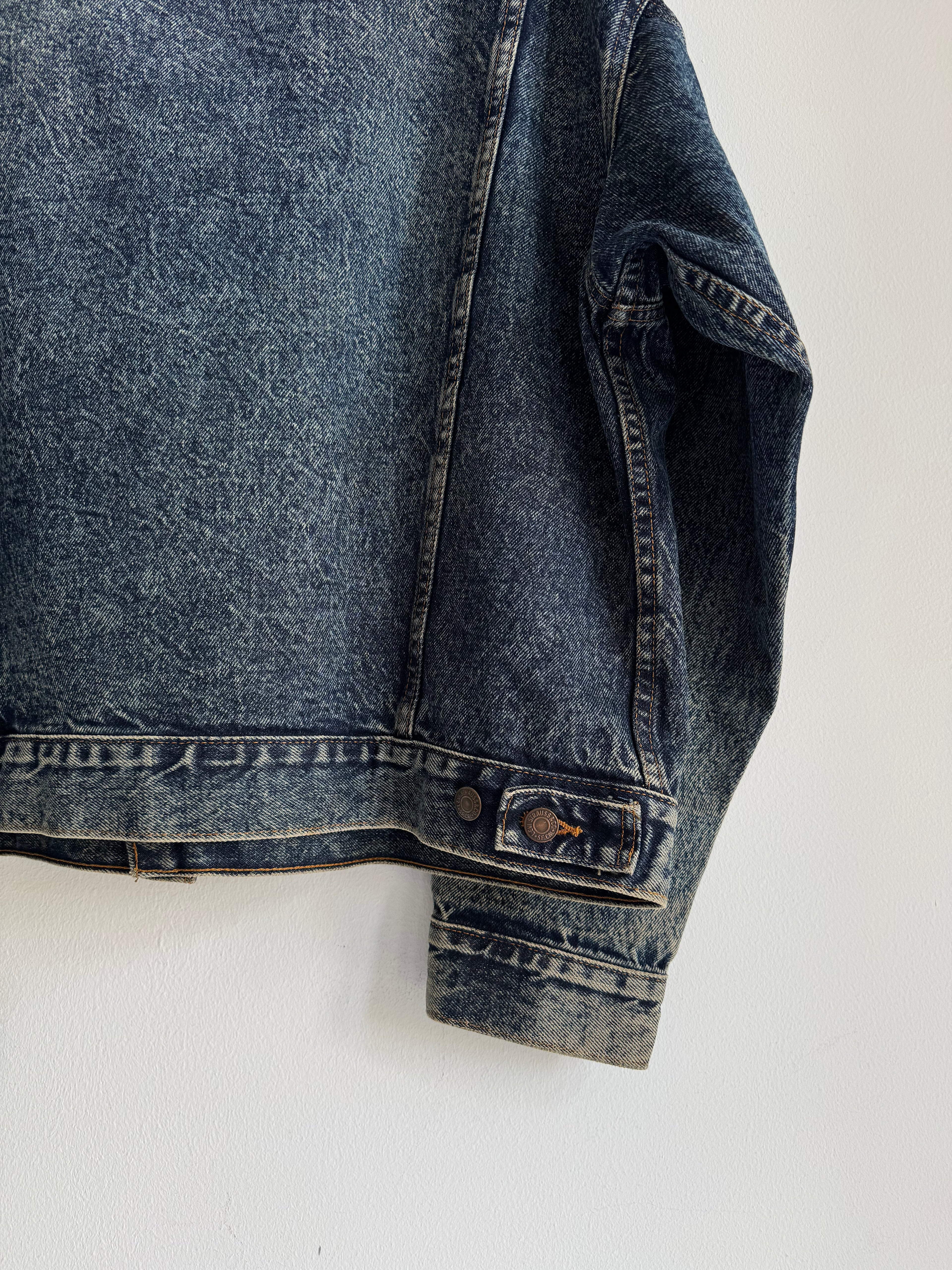 VINTAGE LEVI`S JEANS JACKET