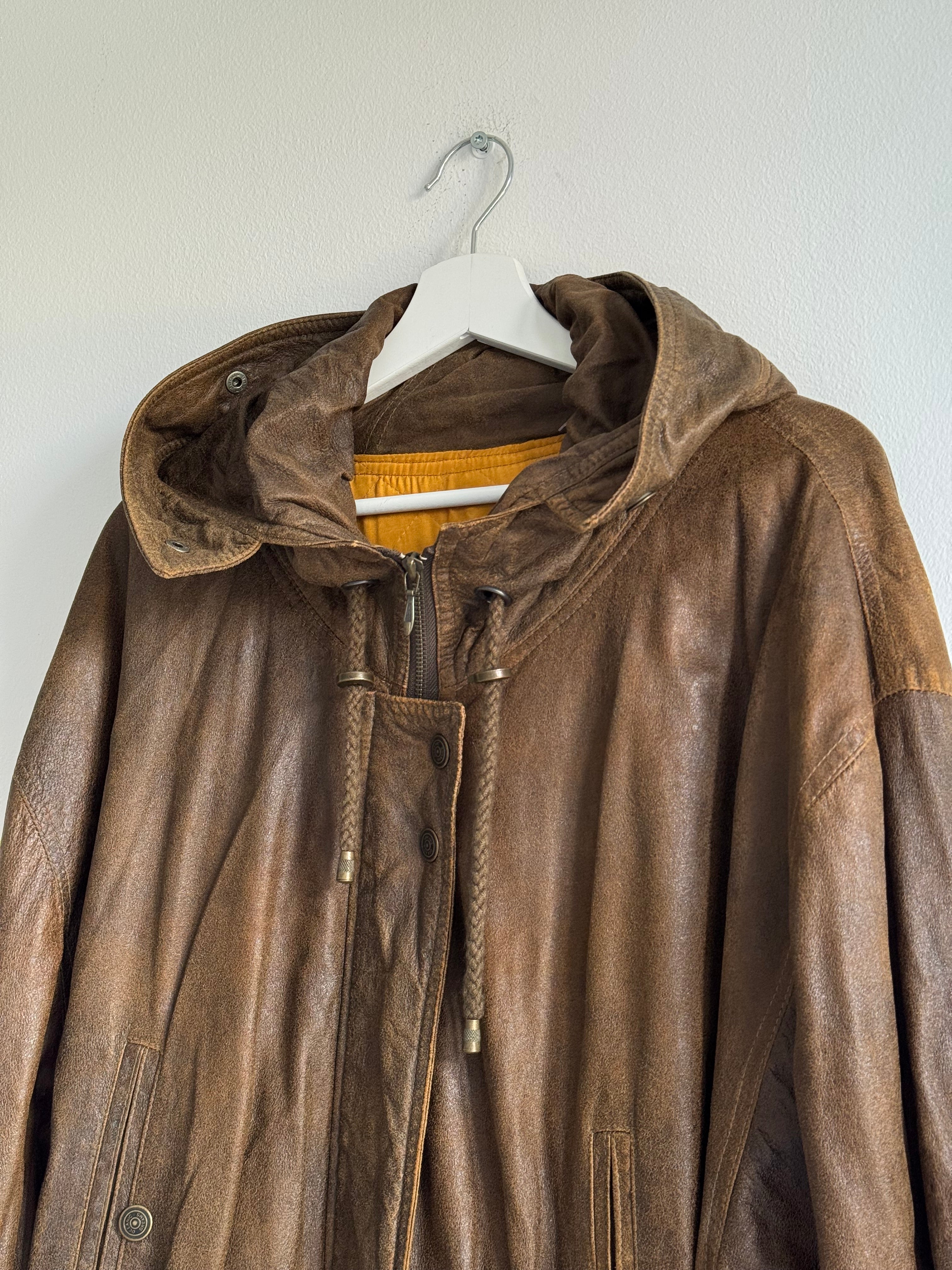 VINTAGE LEATHER COAT