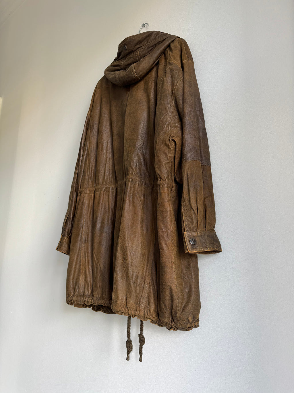 VINTAGE LEATHER COAT