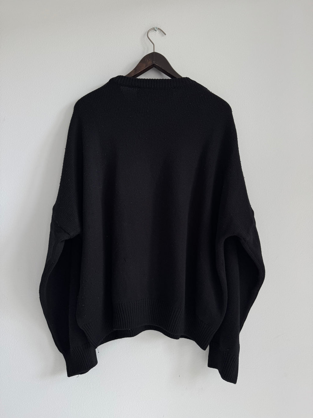 032C "SELFIE" KNIT SWEATER