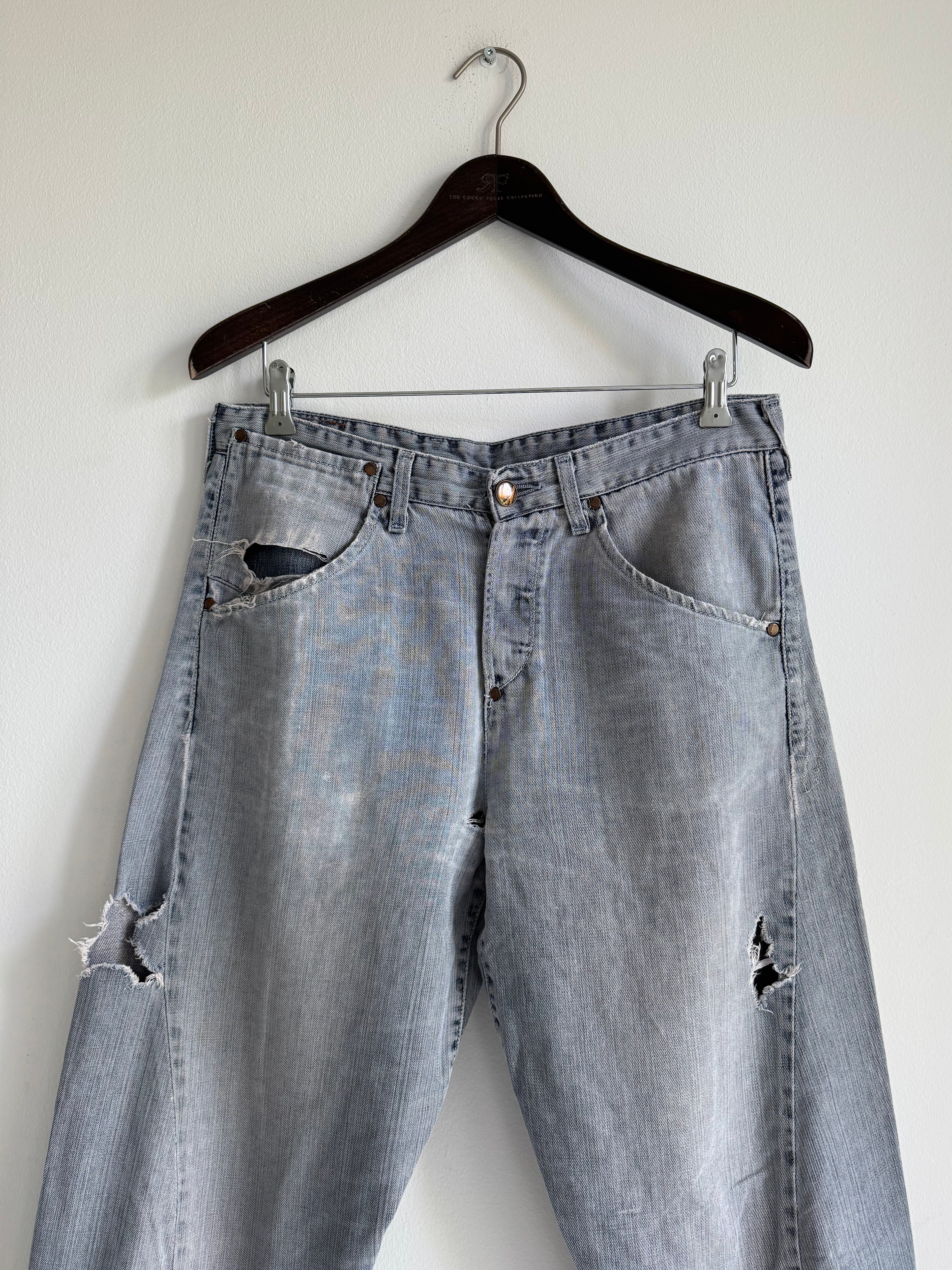 VINTAGE LEVIS "ENGINEERED" HEAVY DISTRESSED JEANS