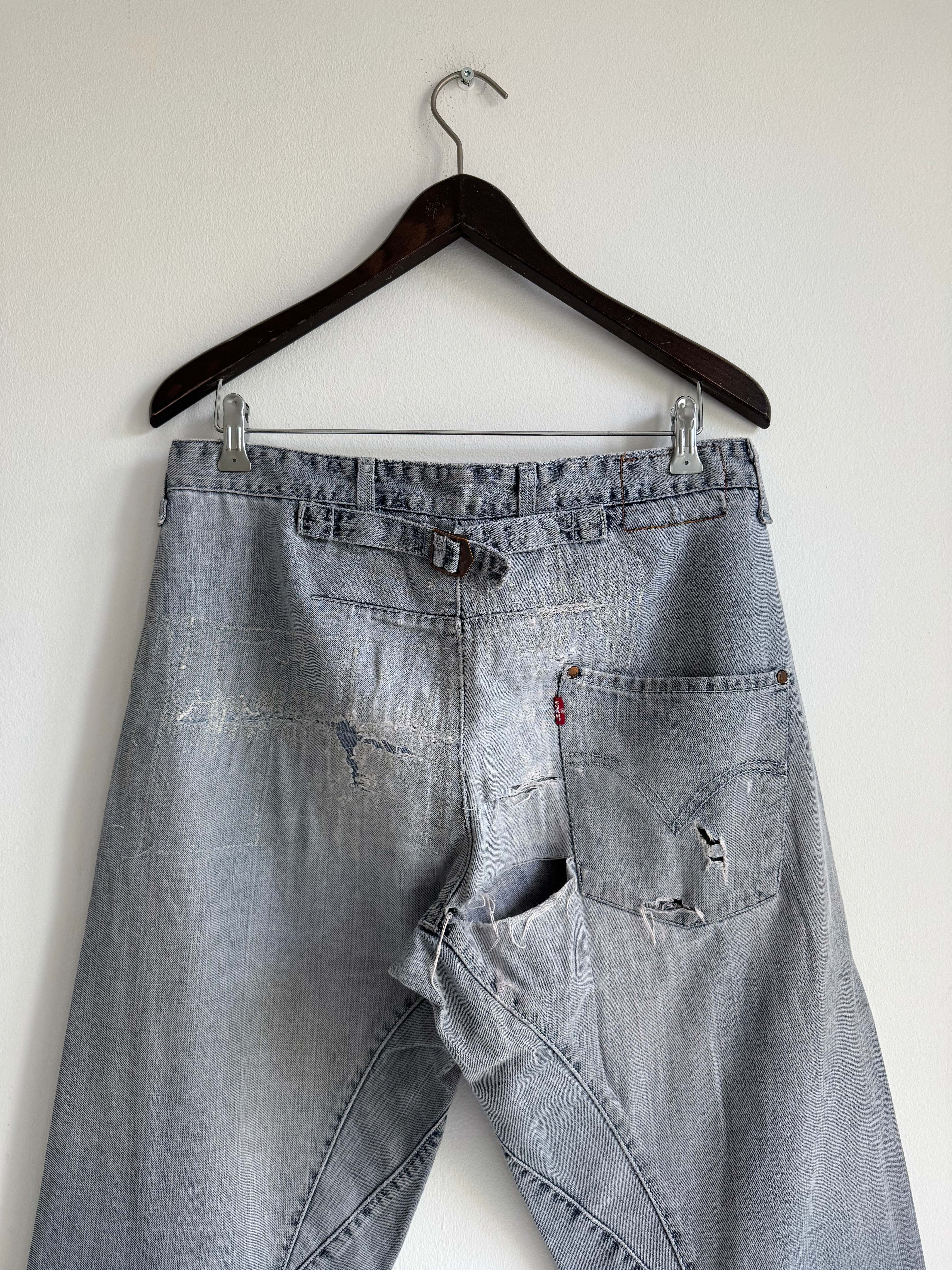 VINTAGE LEVIS "ENGINEERED" HEAVY DISTRESSED JEANS