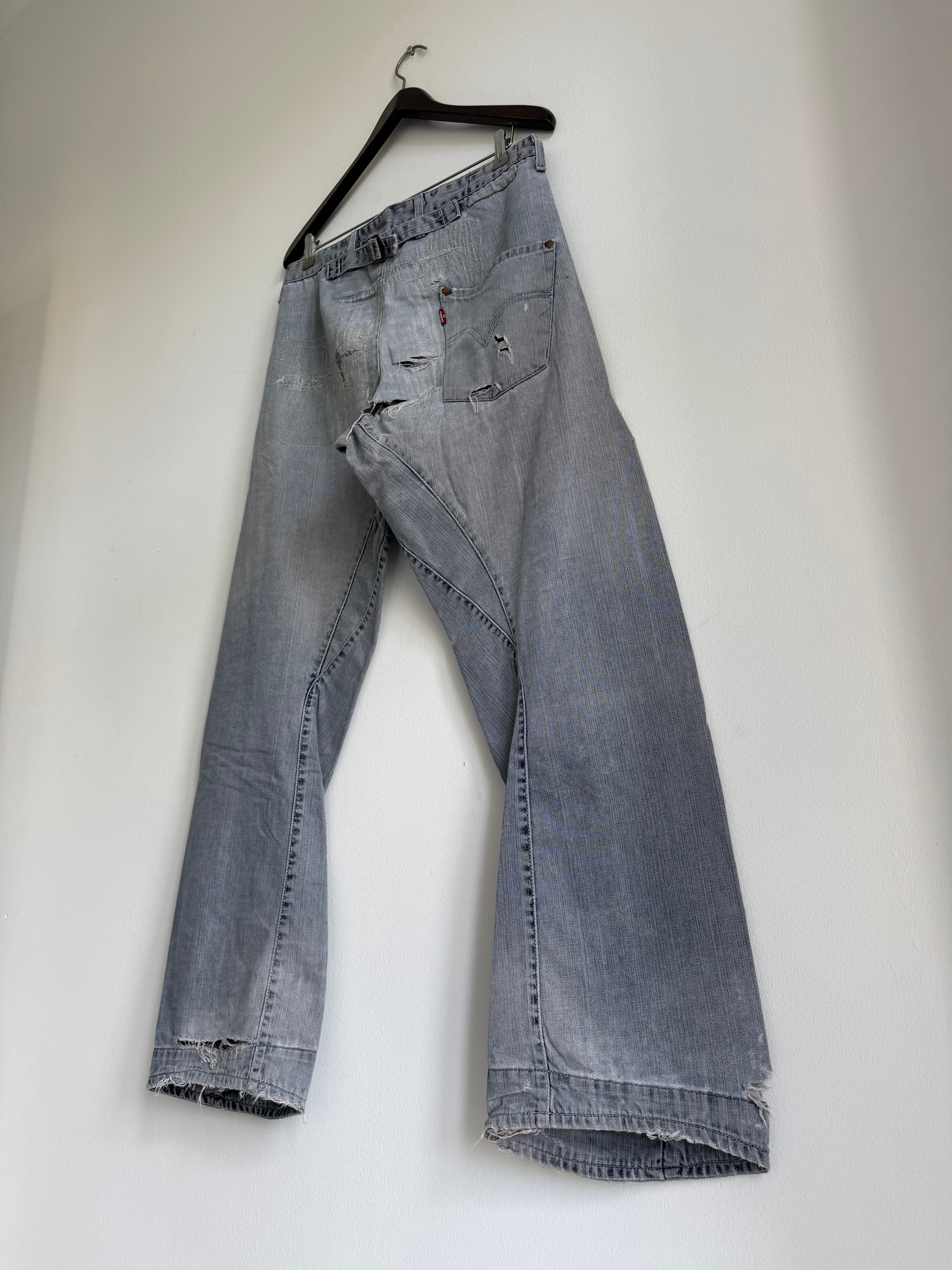 VINTAGE LEVIS "ENGINEERED" HEAVY DISTRESSED JEANS