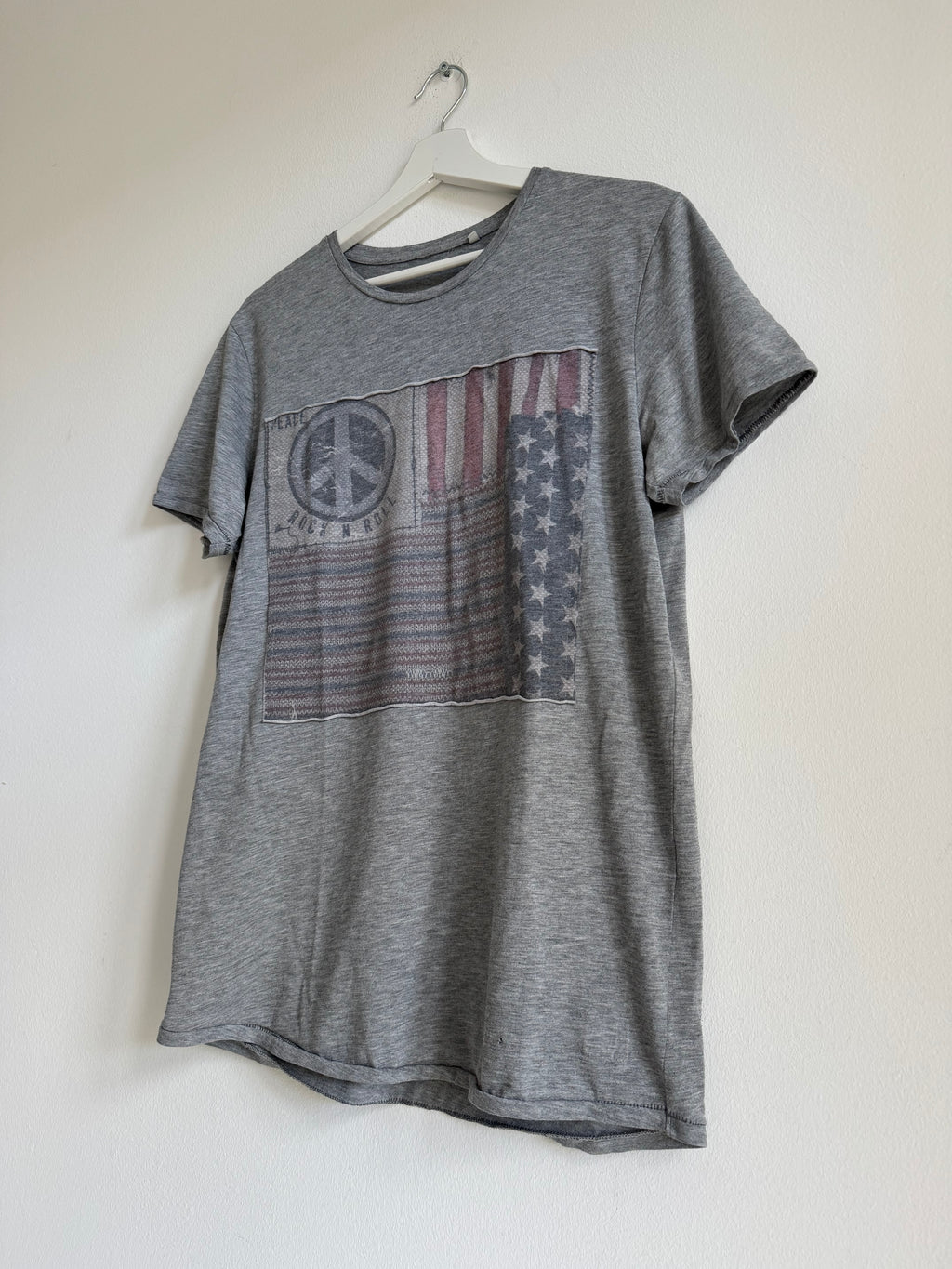 VINTAGE AMERICAN PEACE TEE
