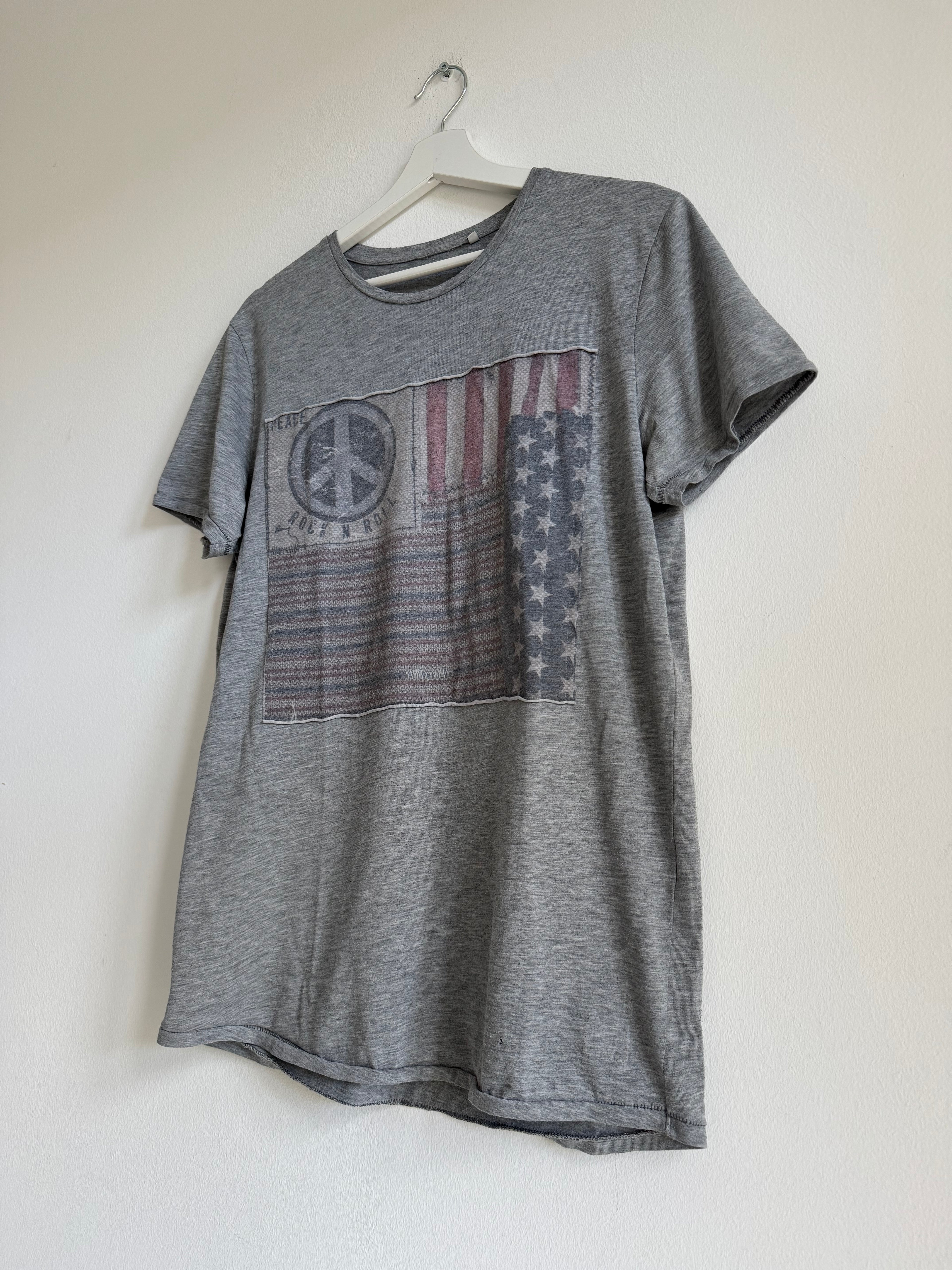 VINTAGE AMERICAN PEACE TEE