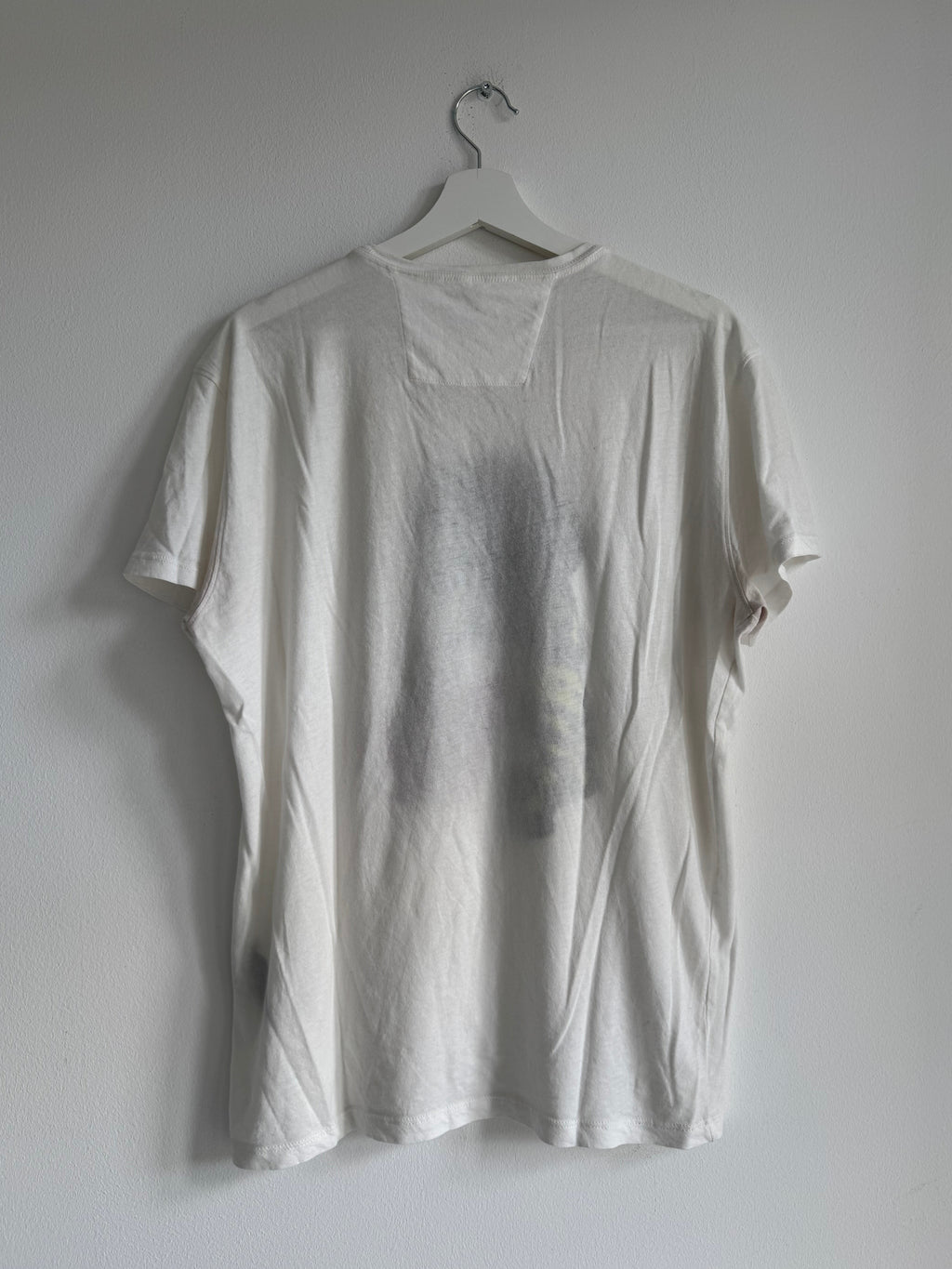 JOHN VARVATOS "PIN-UP" GRAPHIC TEE
