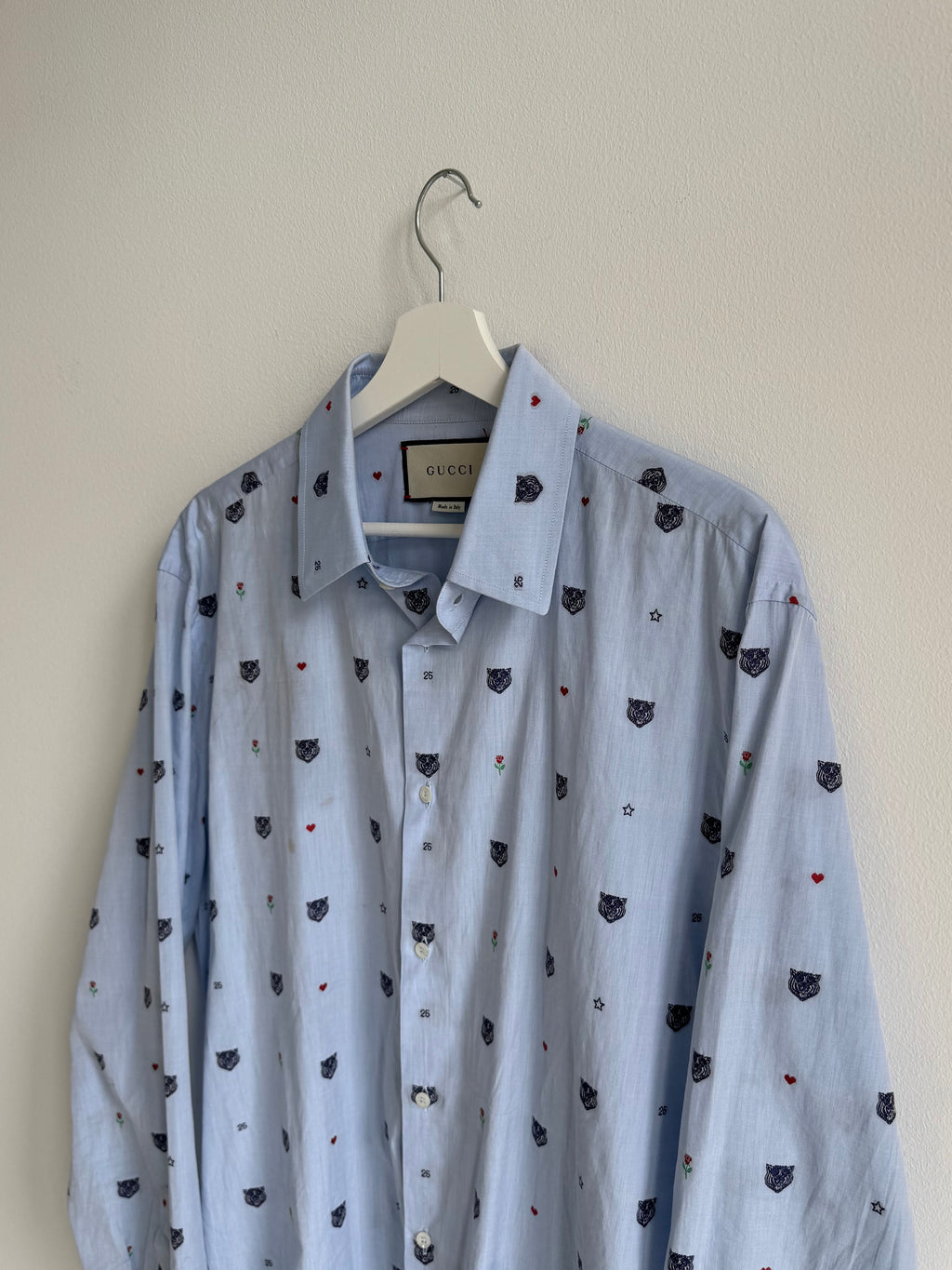 GUCCI EMBROIDERED "TIGER HEAD" BUTTON UP SHIRT