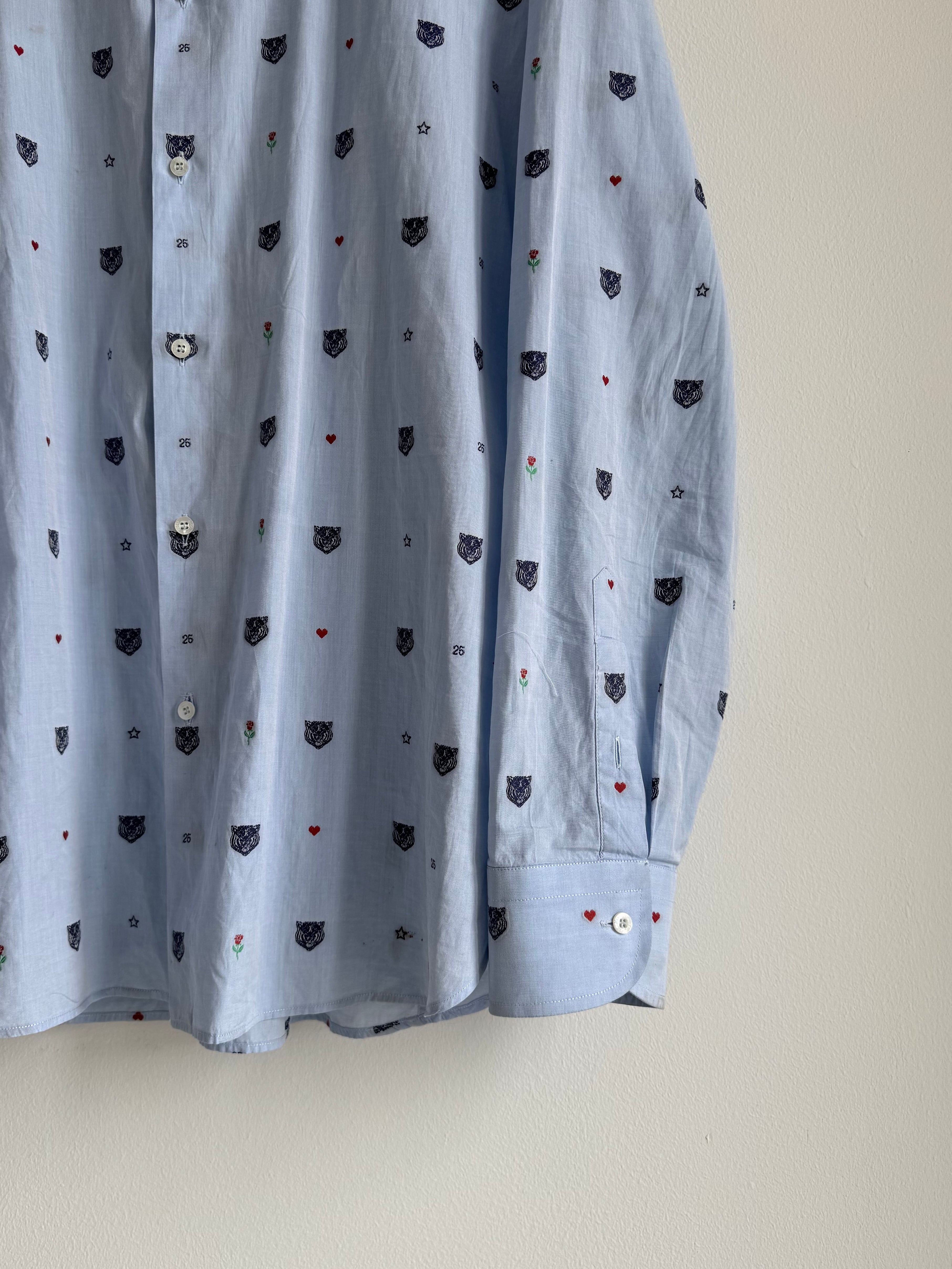 GUCCI EMBROIDERED "TIGER HEAD" BUTTON UP SHIRT