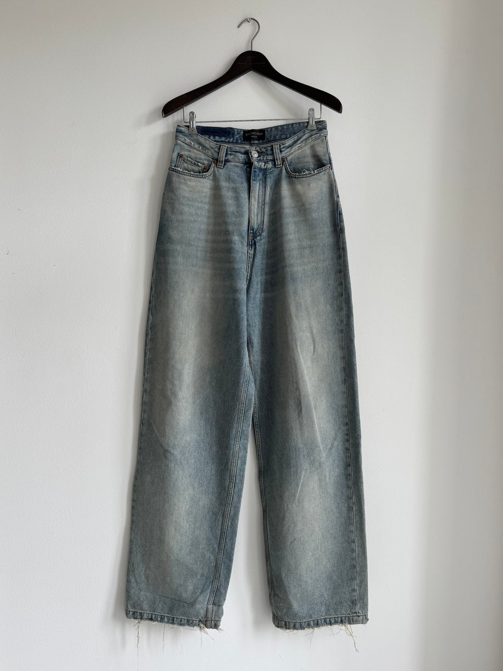 BALENCIAGA WIDE LEG BAGGY JEANS SS22