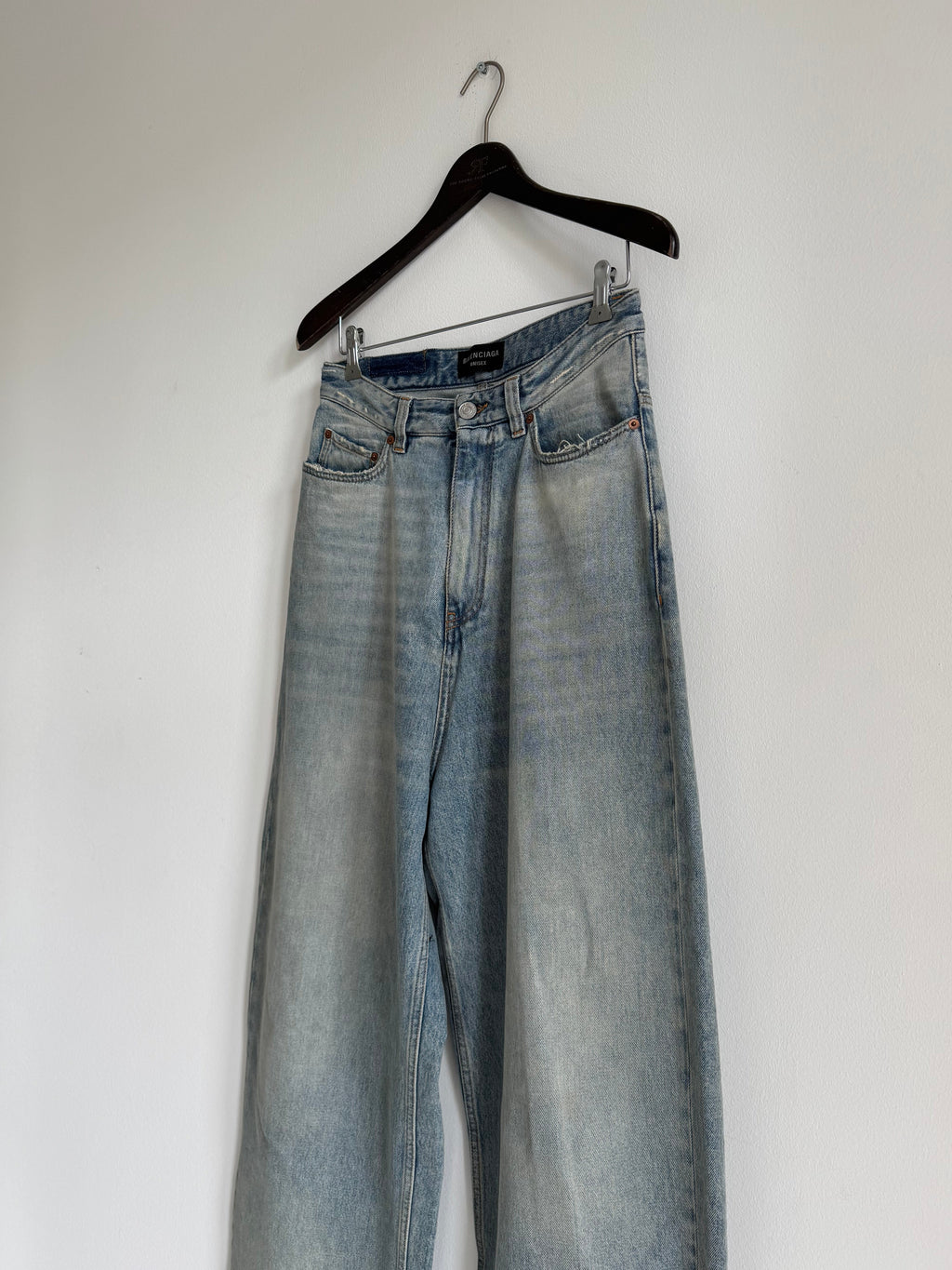 BALENCIAGA WIDE LEG BAGGY JEANS SS22