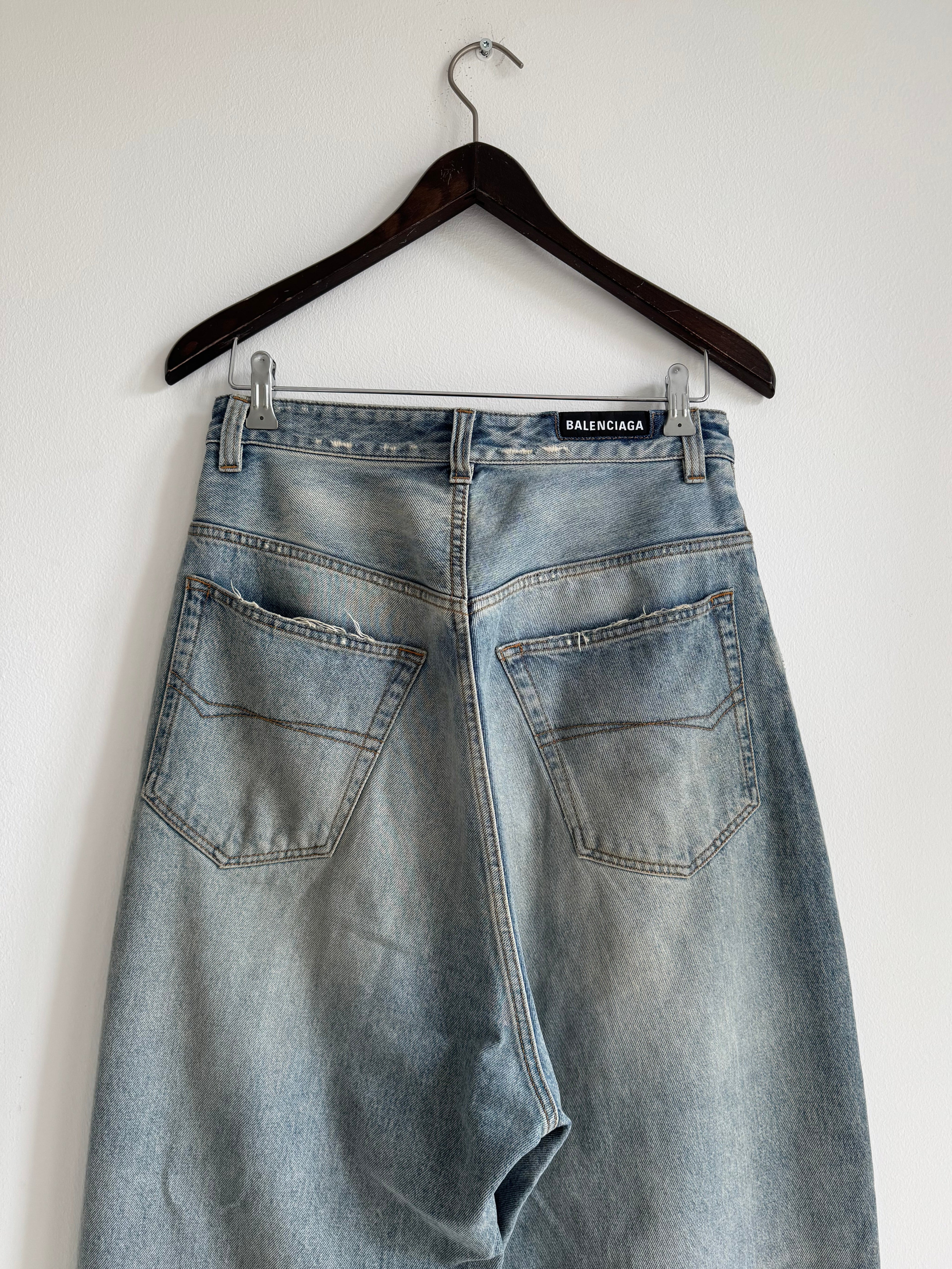 BALENCIAGA WIDE LEG BAGGY JEANS SS22