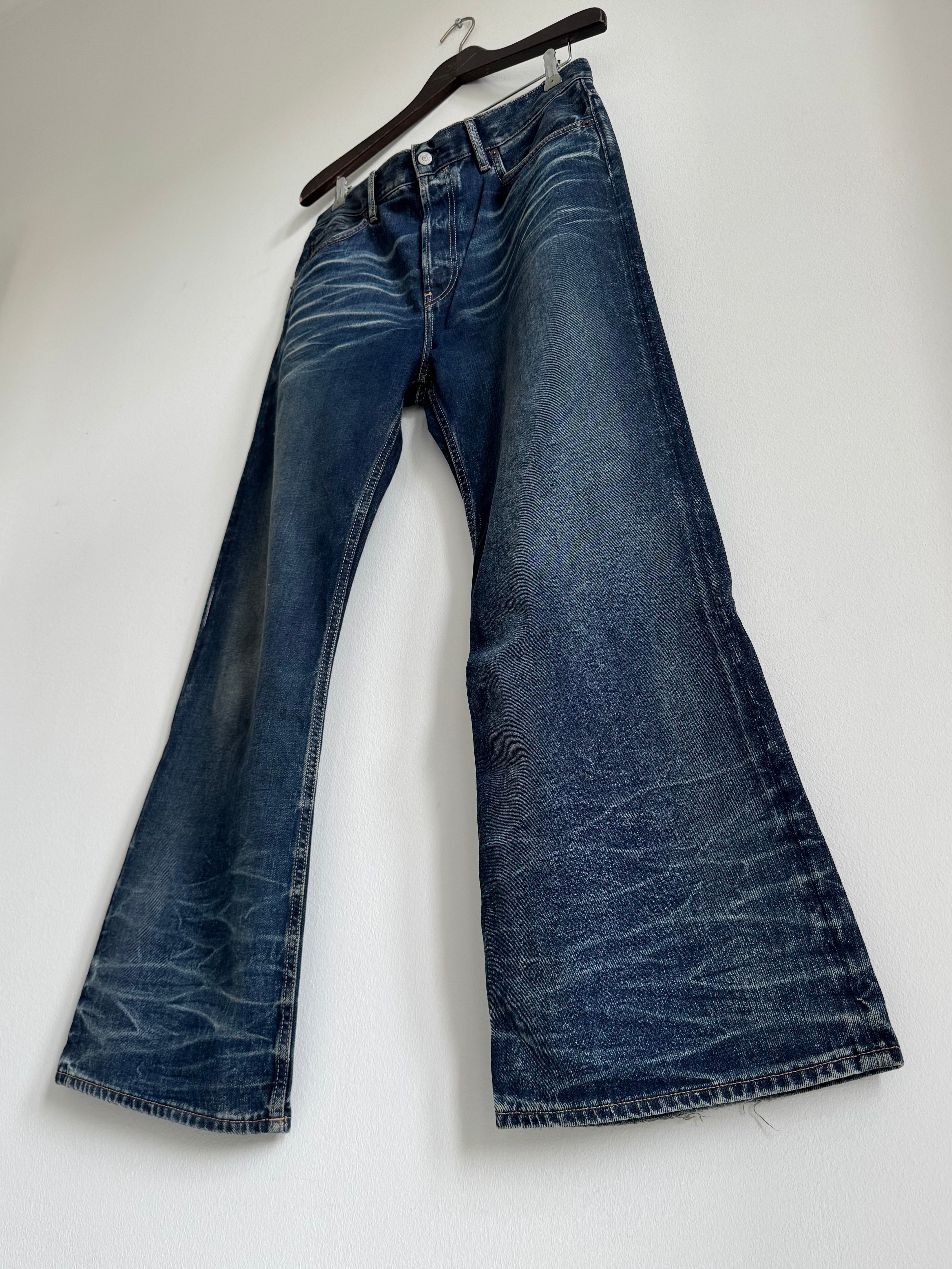 ACNE STUDIOS 2021M BROADWAY JEANS