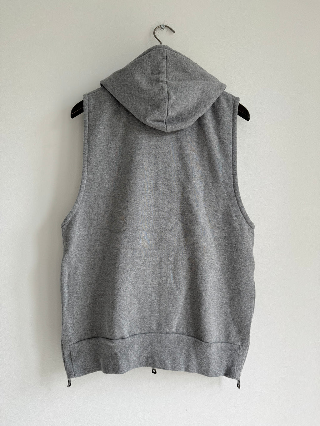 BALMAIN SLEEVELESS ZIP HOODIE VEST